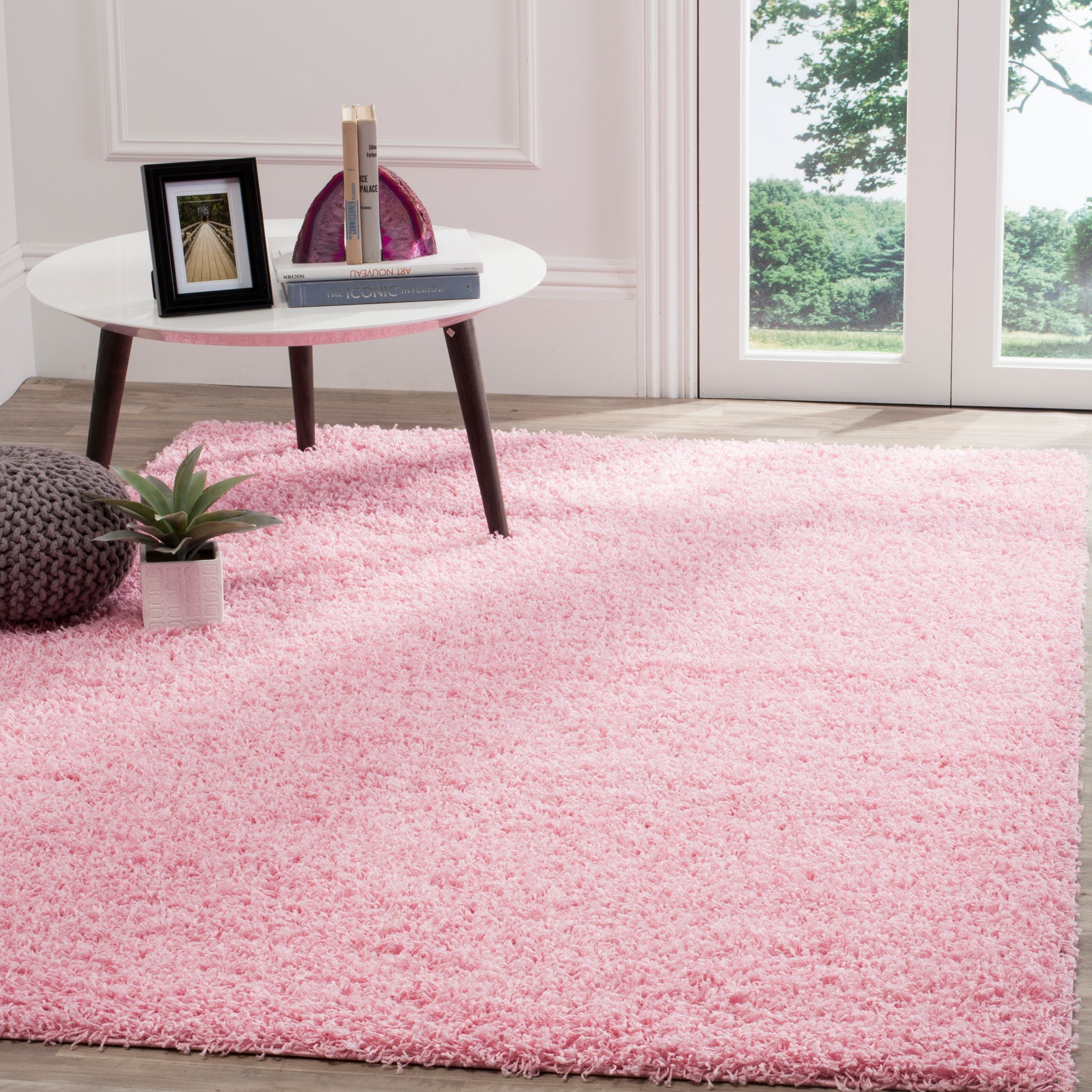 Pink Hand-Tufted Round Shag Rug, 3' x 5'