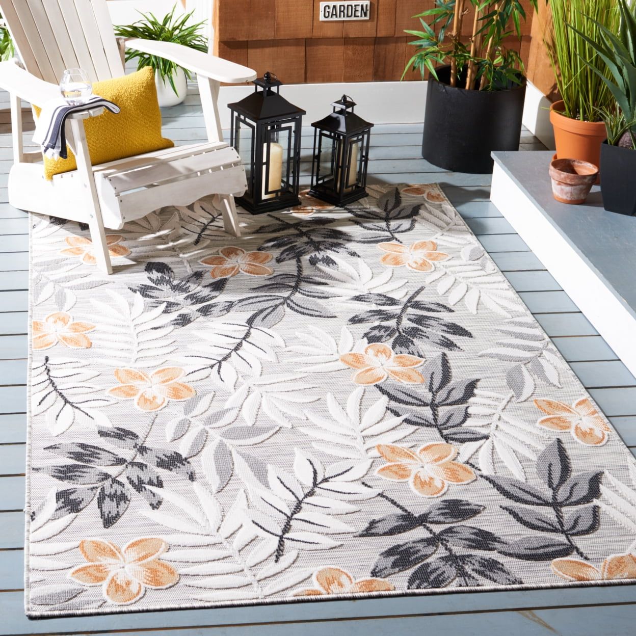 Cabana Ivory Floral Synthetic 2' x 9' Runner Rug