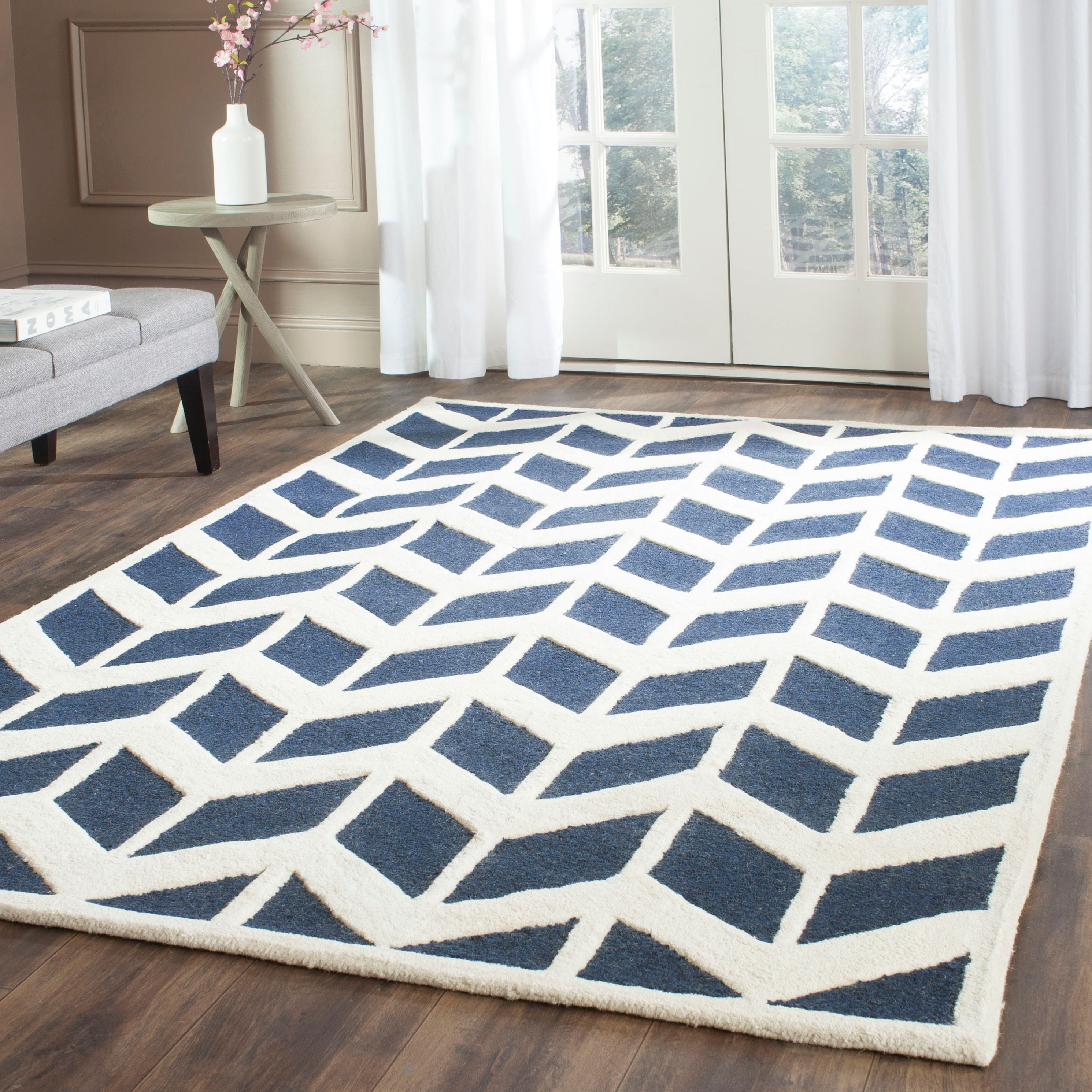 Navy and Ivory Hand-Tufted Wool Area Rug, 9' x 12'