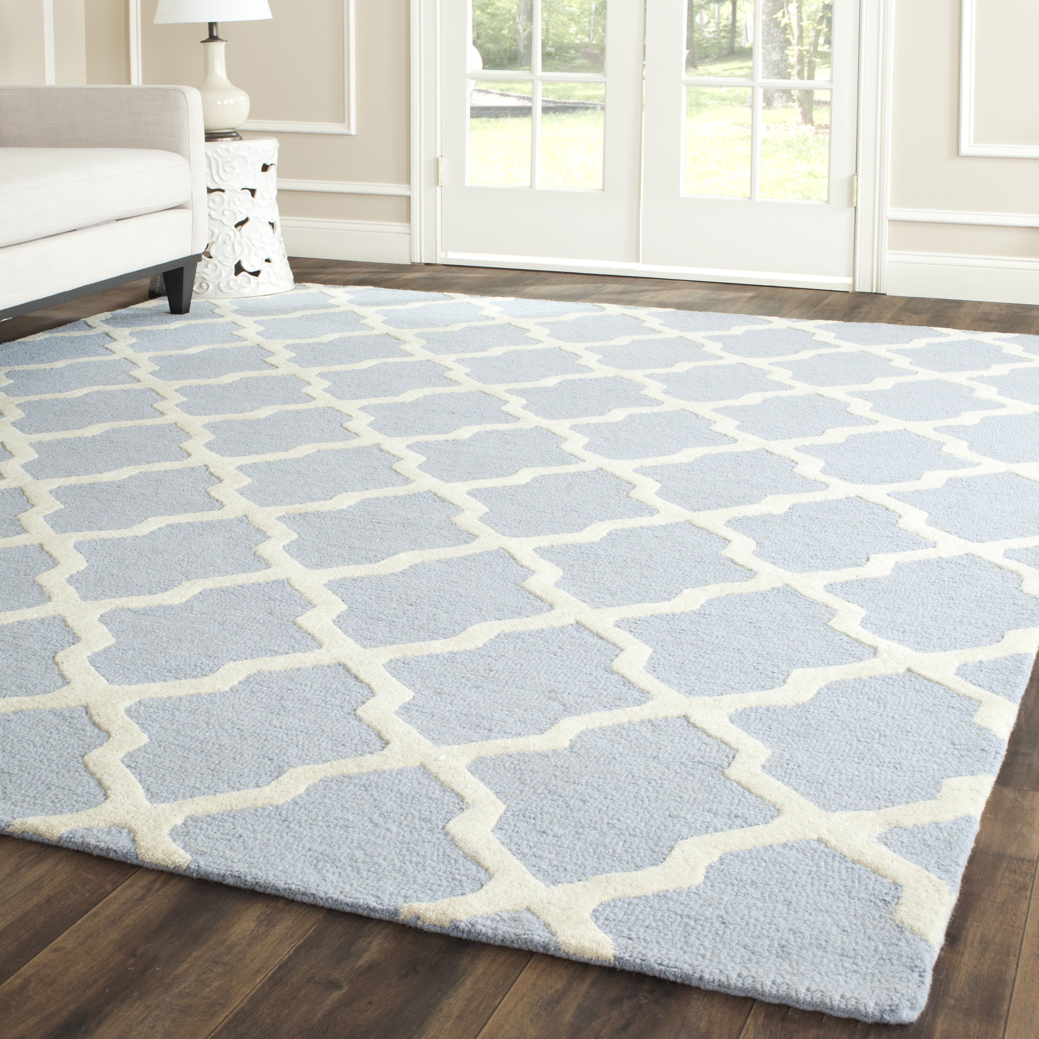 SAFAVIEH Cambridge Liam Geometric Wool Area Rug, Light Blue/Ivory, 9' x 12'