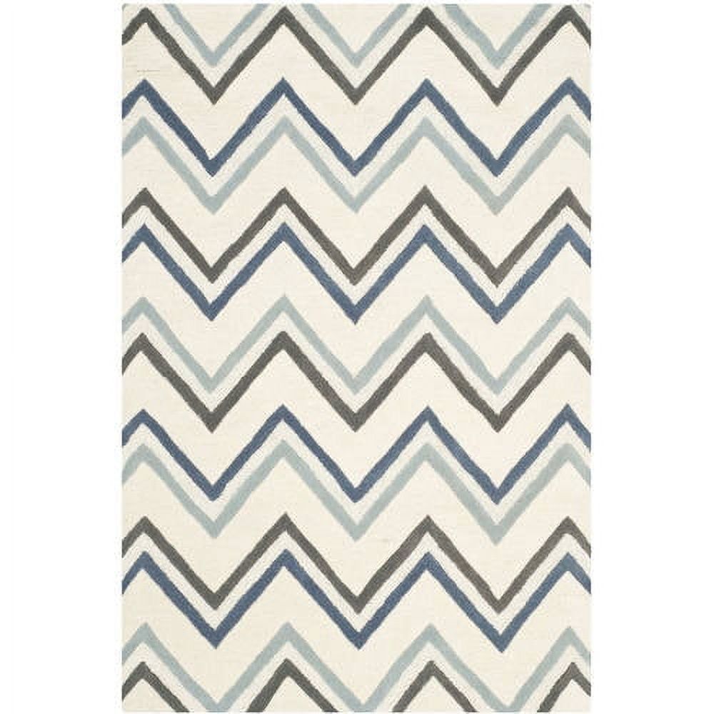 Ivory and Blue Hand-Tufted Wool 4' x 6' Rug