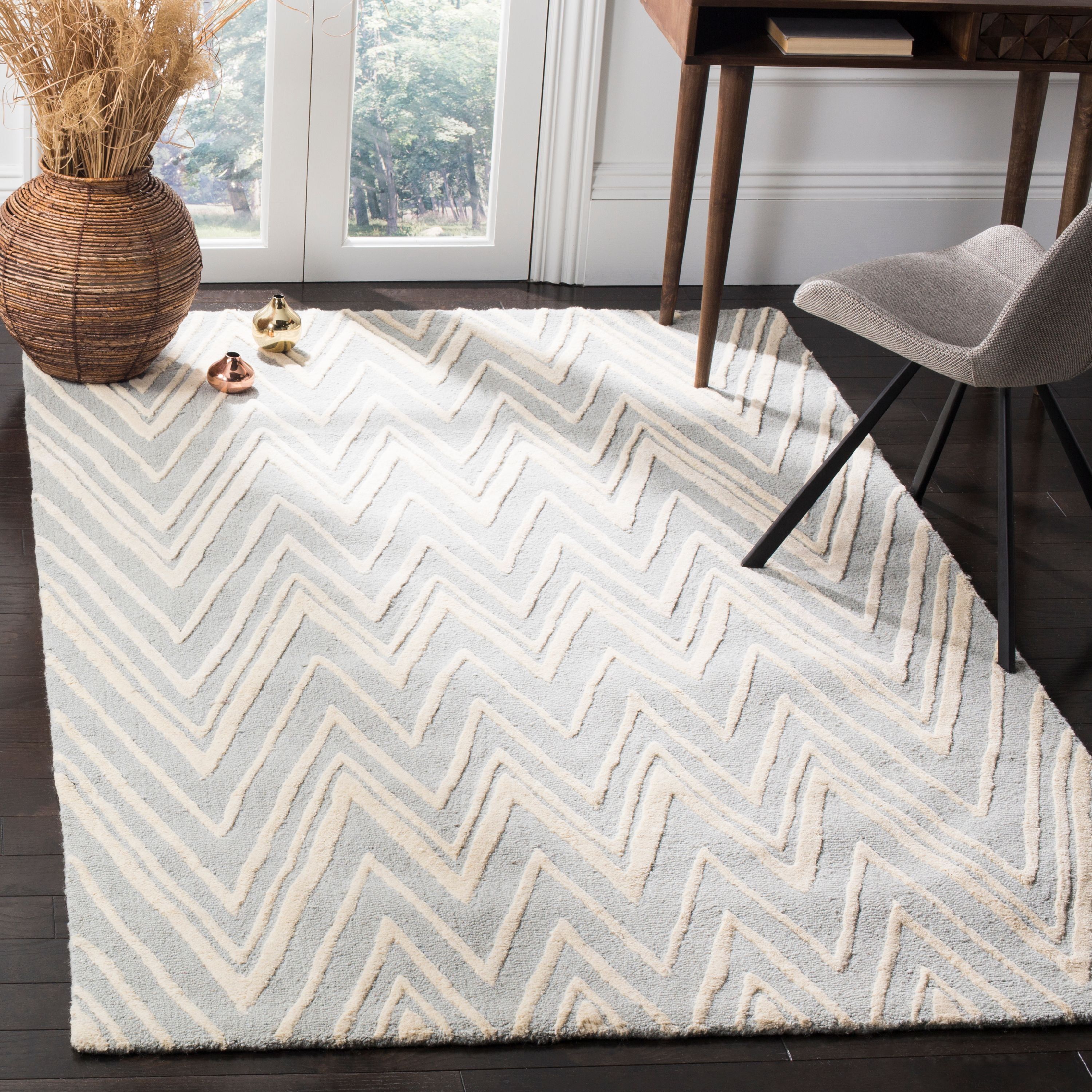 Off-White Hand-Tufted Wool Rectangular Rug 9' x 12'