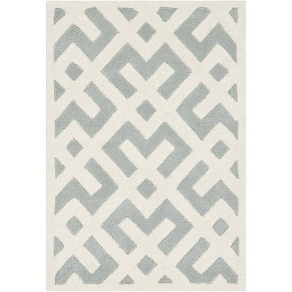 Off-White and Gray Tufted Wool 4' x 6' Area Rug