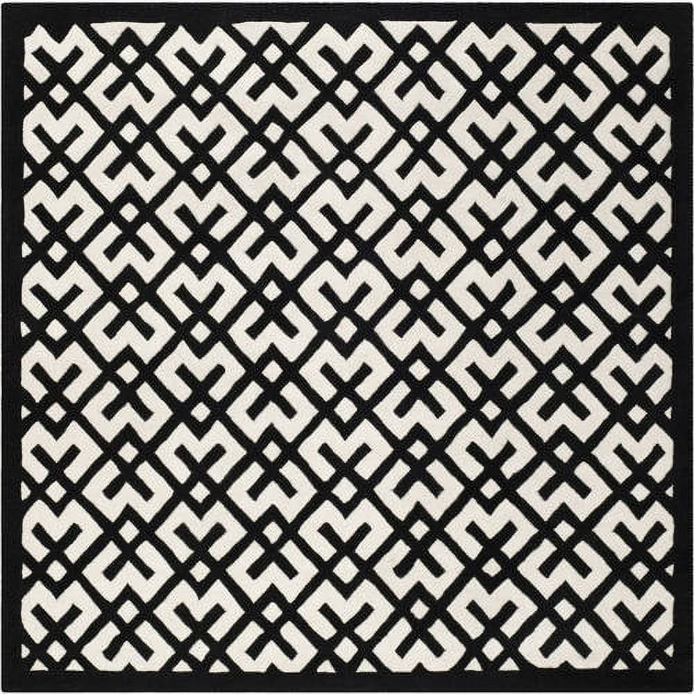Handmade Off-White Wool Tufted Square Area Rug, 7' x 7'