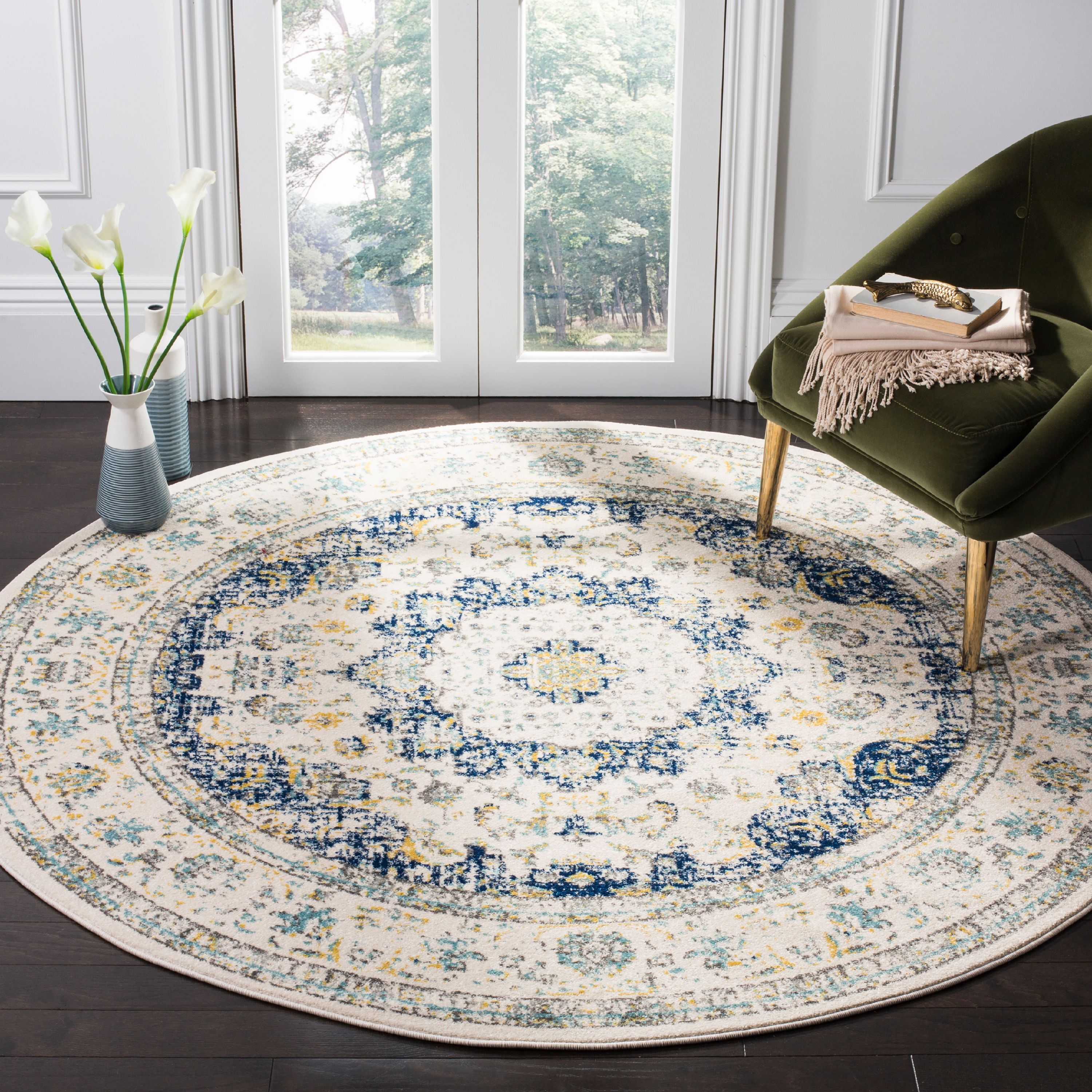 SAFAVIEH Evoke Teale Traditional Bordered Area Rug, Ivory/Blue, 6'7" x 6'7" Round