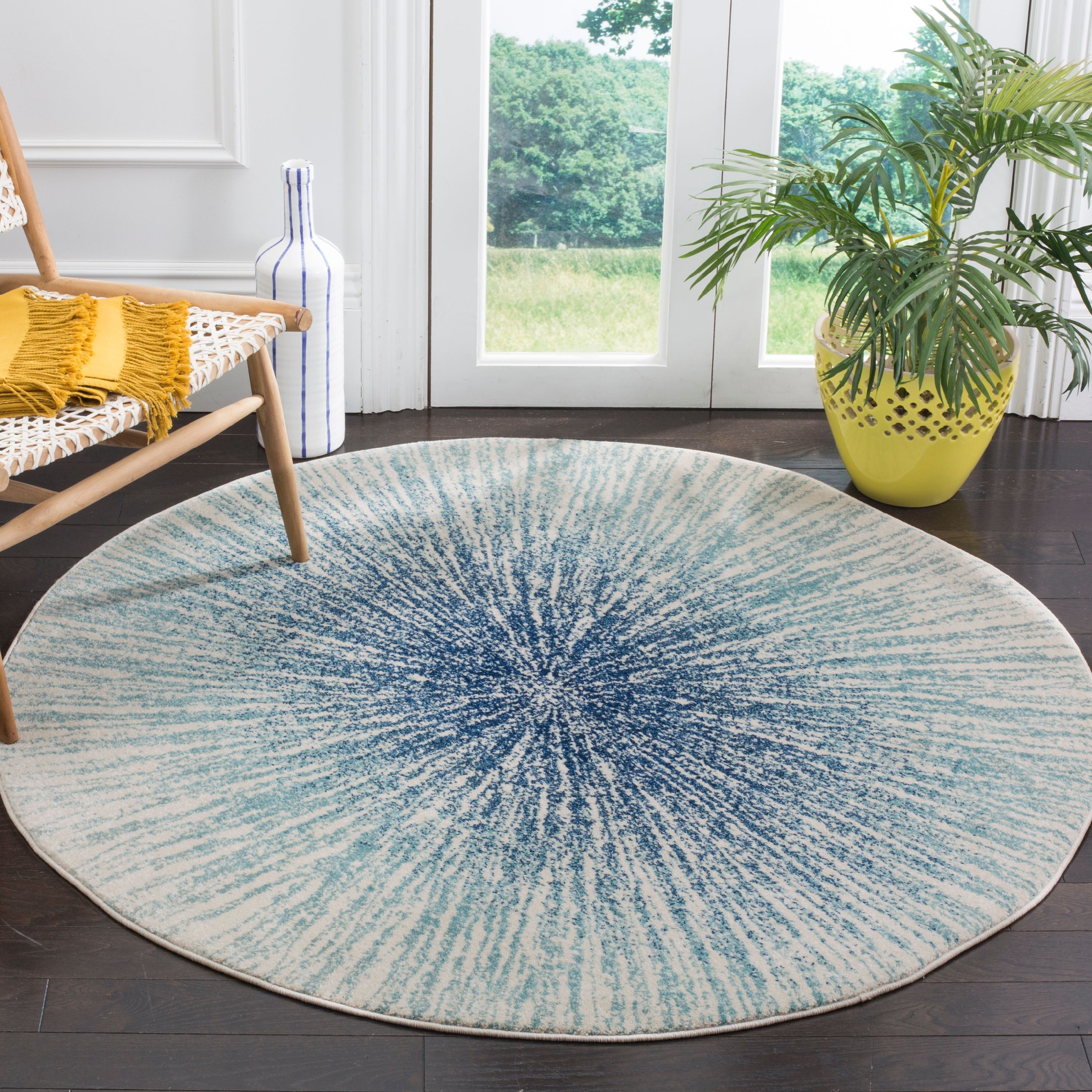 Royal Blue and Ivory Synthetic Round Area Rug, 5'1"