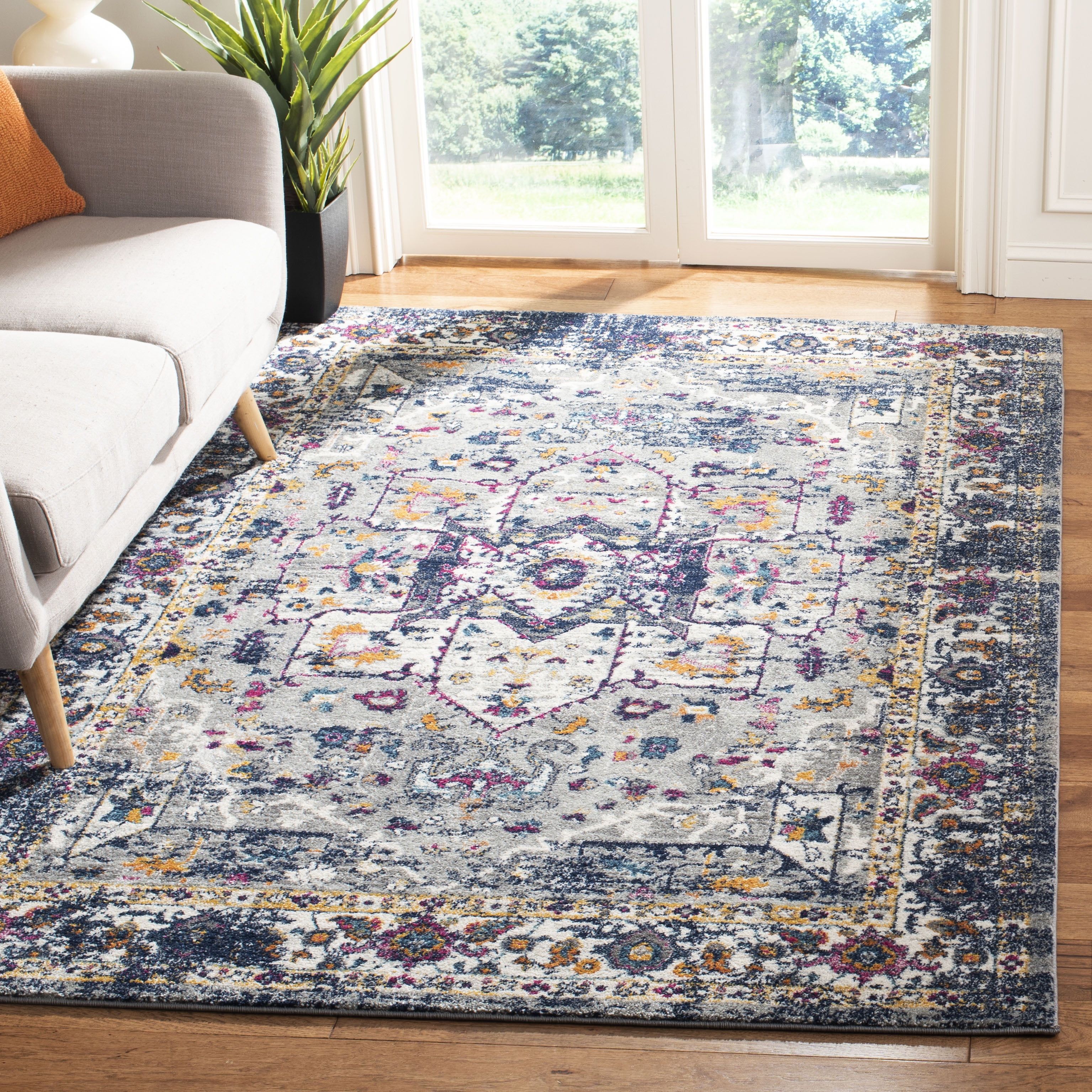 Grey and Navy Reversible Synthetic Floral Area Rug, 4' x 6'