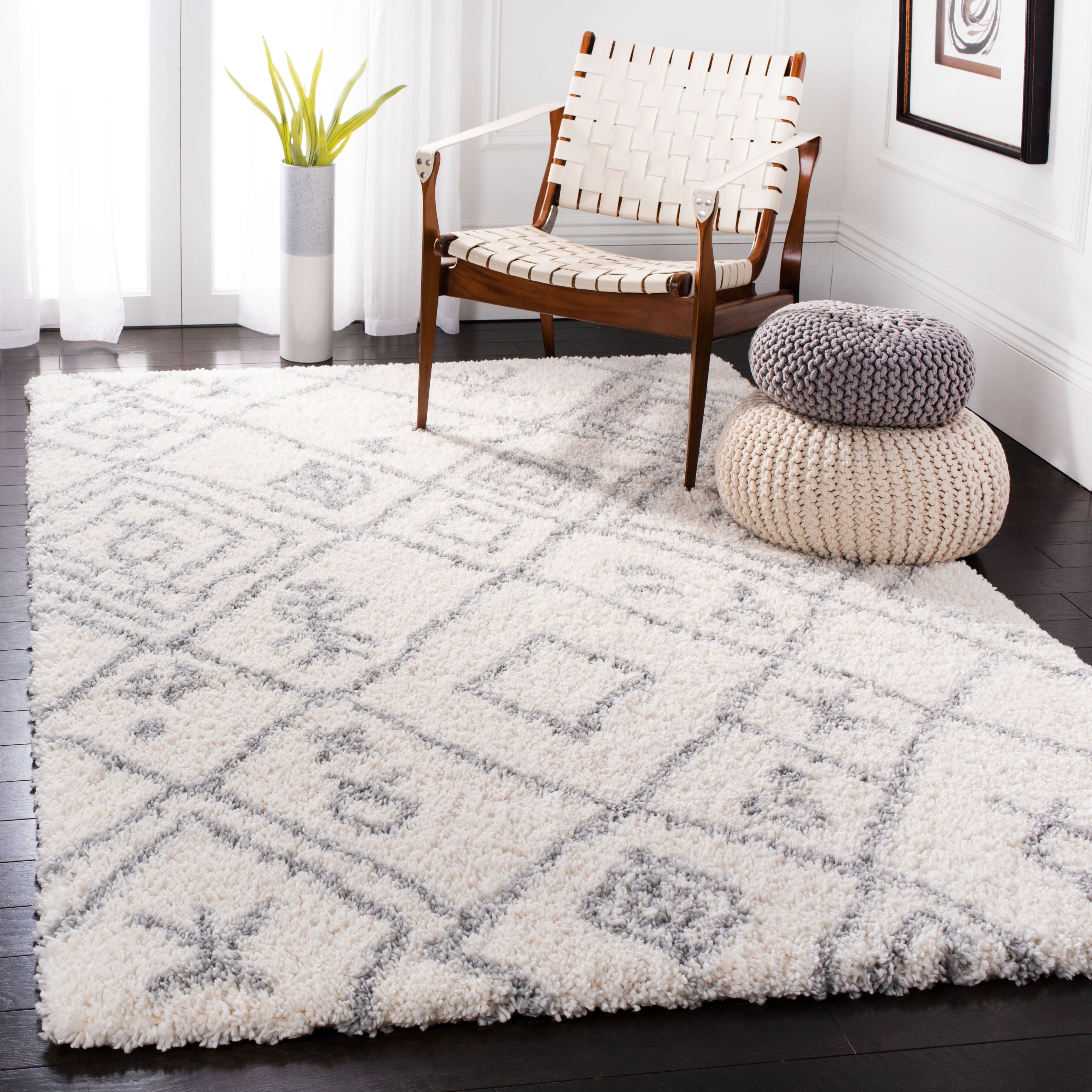 Plush Gray Synthetic Shag Rug, Non-slip 4' x 6'