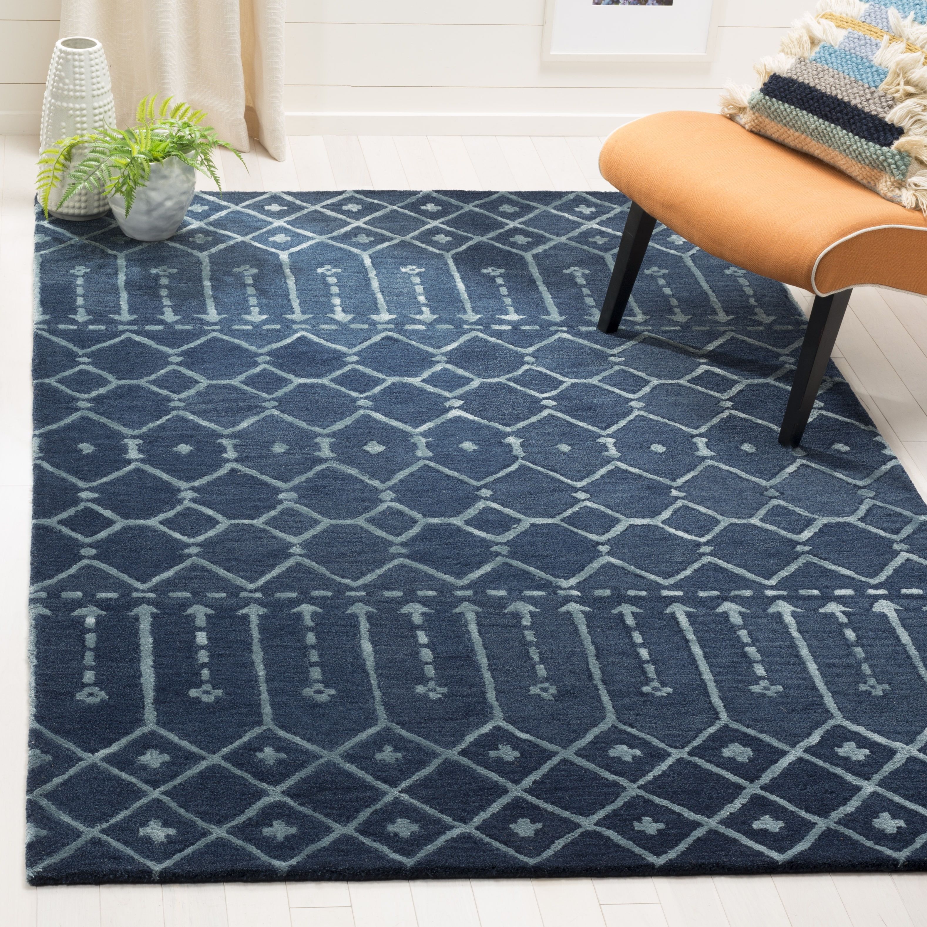 Navy and Silver Geometric Wool 8' x 10' Area Rug