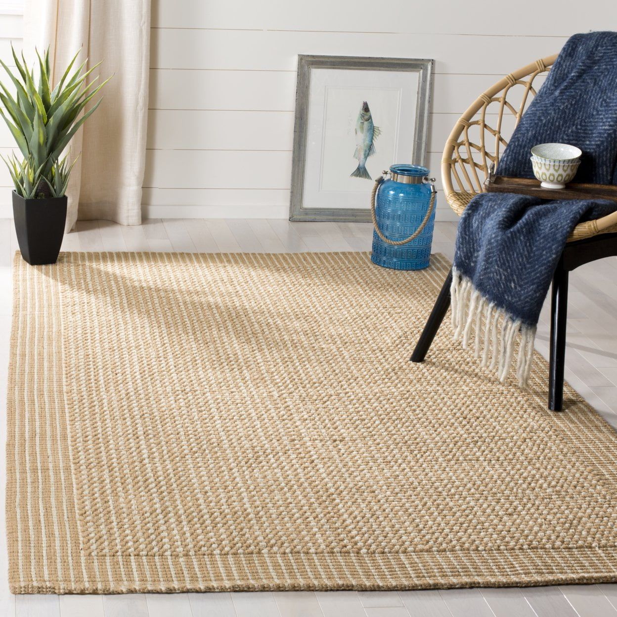 Handmade Ivory Geometric Braided Jute 30" Square Accent Rug