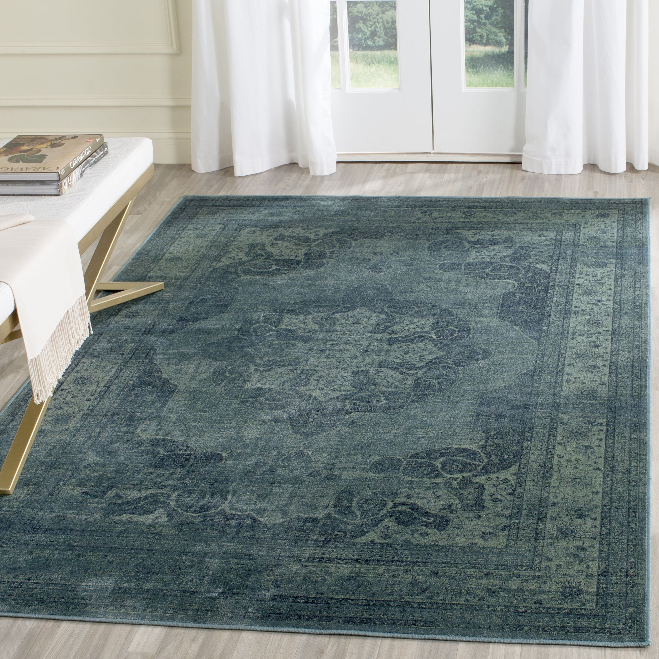 Elysian Bliss Round Blue Wool-Blend 4' Area Rug