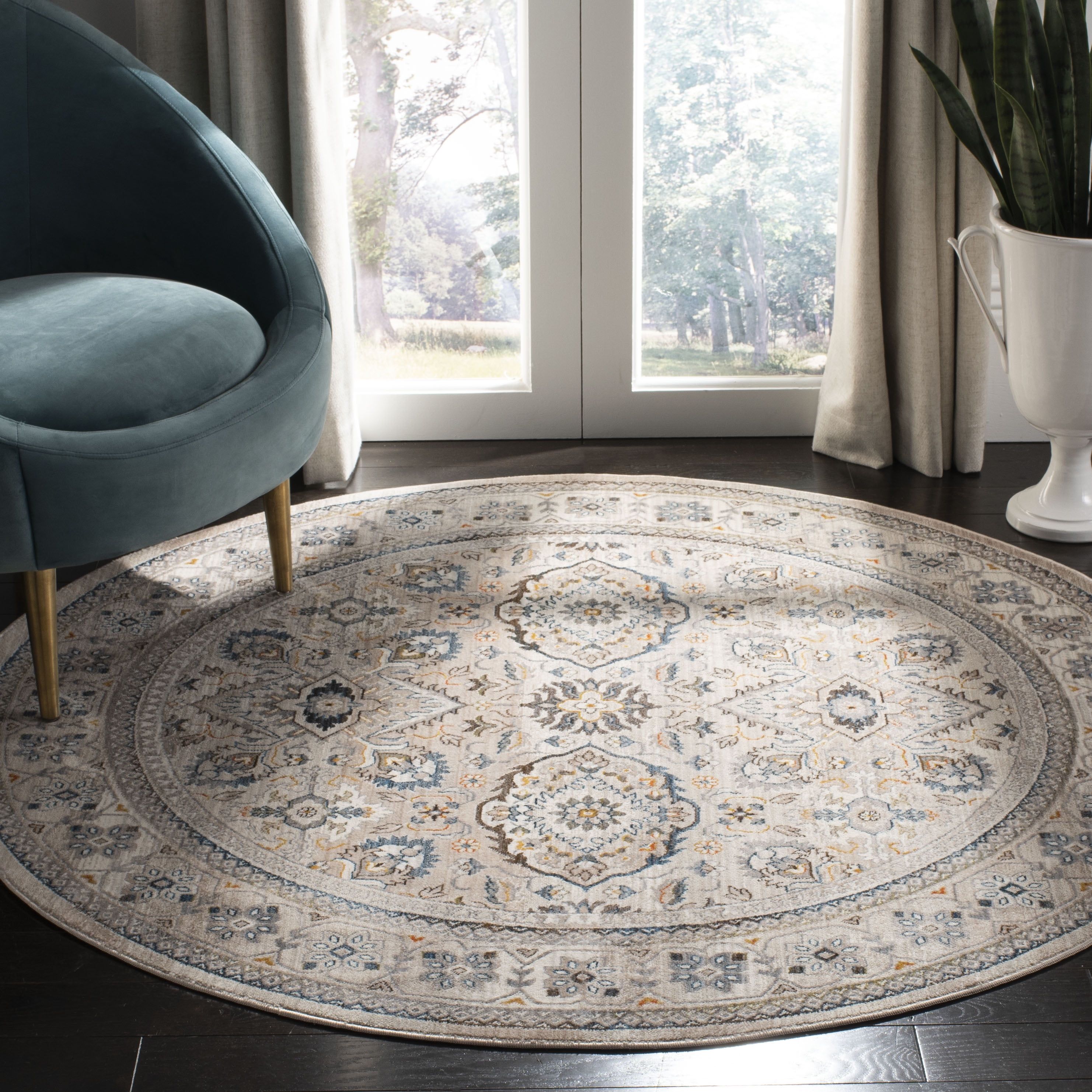 Gray Floral Motif Round Synthetic Area Rug, 5'