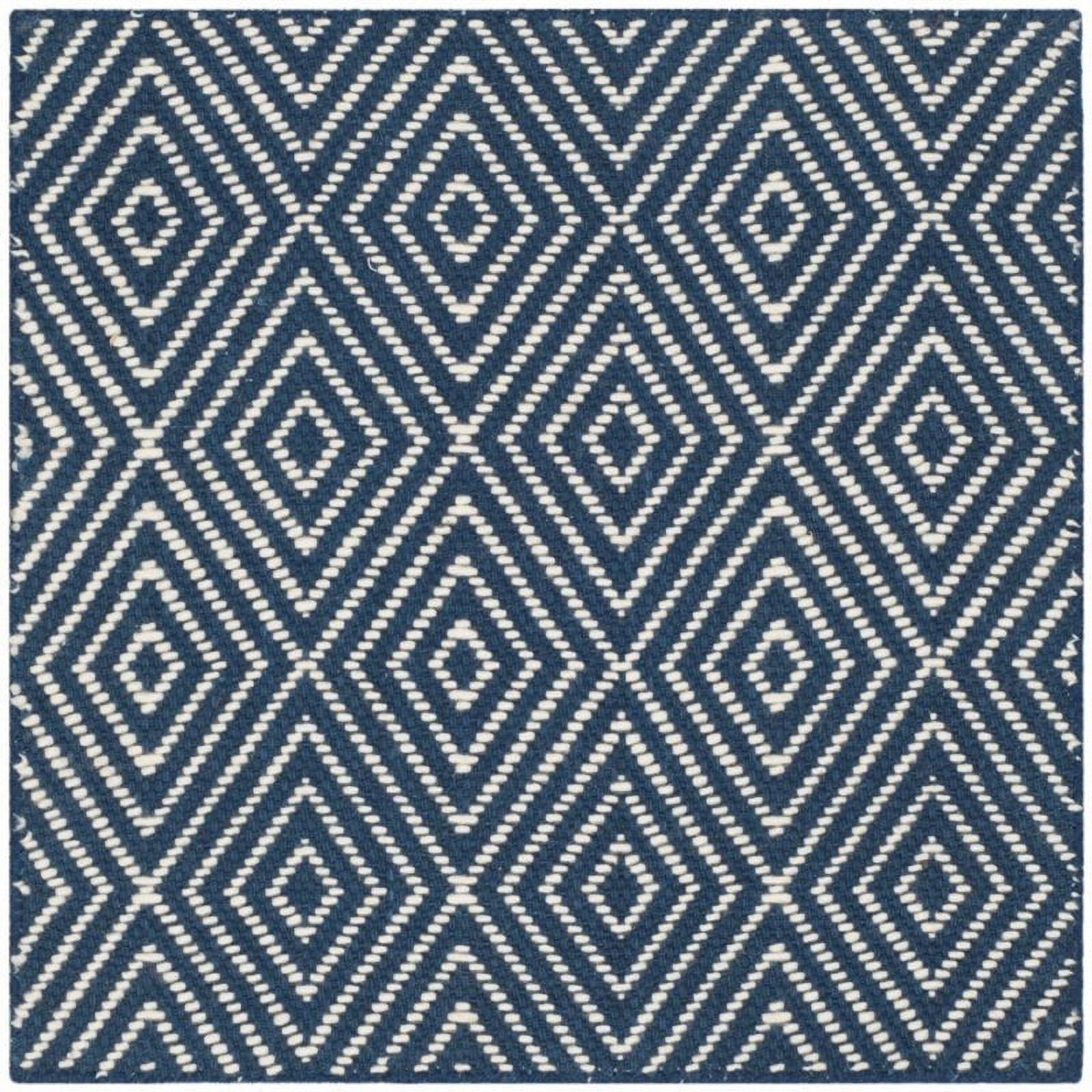 Handmade Ivory and Navy Wool Geometric Area Rug, 5' x 8'