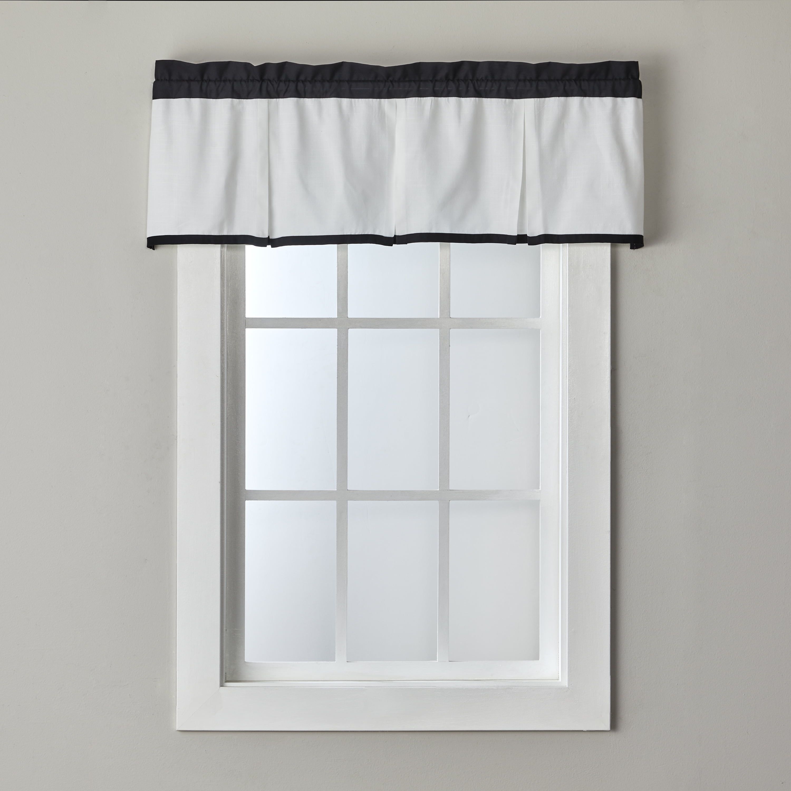 Black and White Box Pleated Rod Pocket Valance 48" x 13"