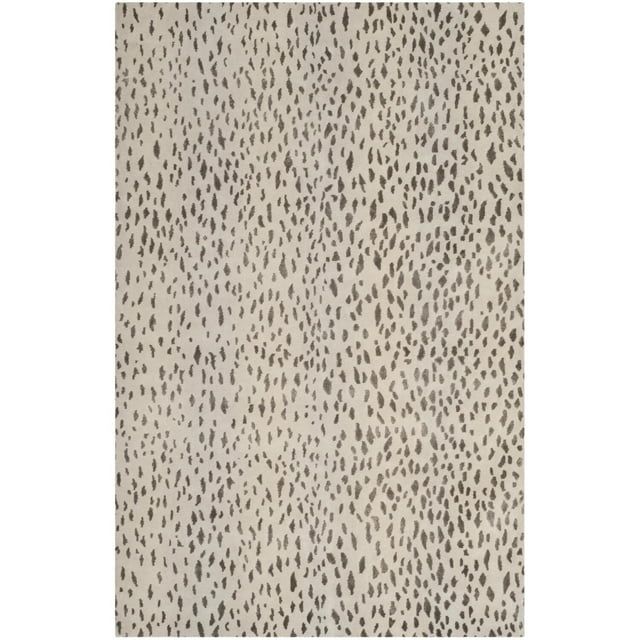 Luxurious Silver Geometric 6' x 9' Hand-Knotted Wool Rug