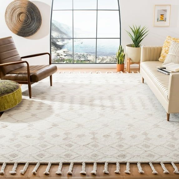 Ivory and Beige 8' x 10' Hand-Tufted Wool Shag Rug
