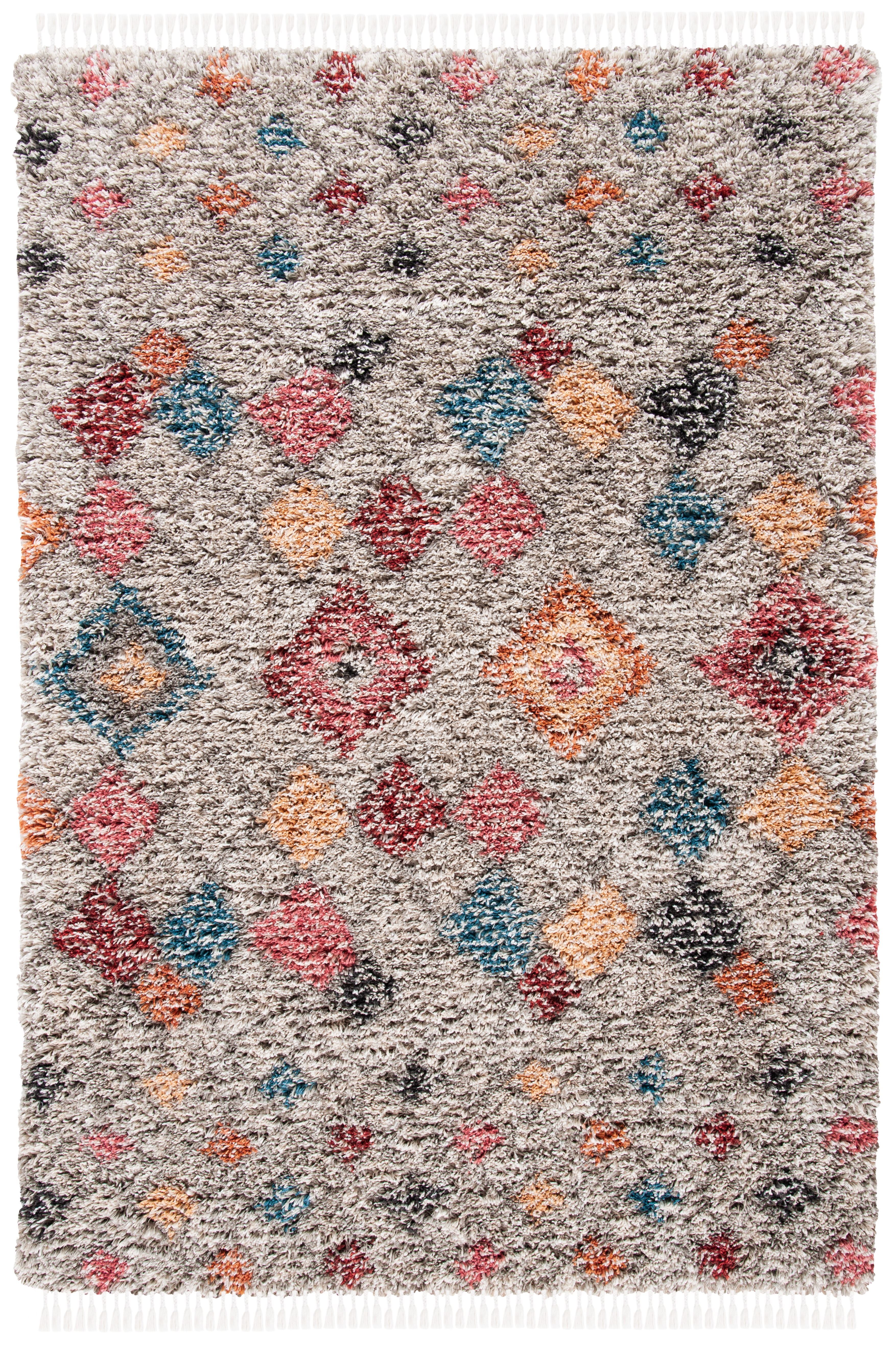 Gray Diamond Pattern 4' x 6' Synthetic Area Rug