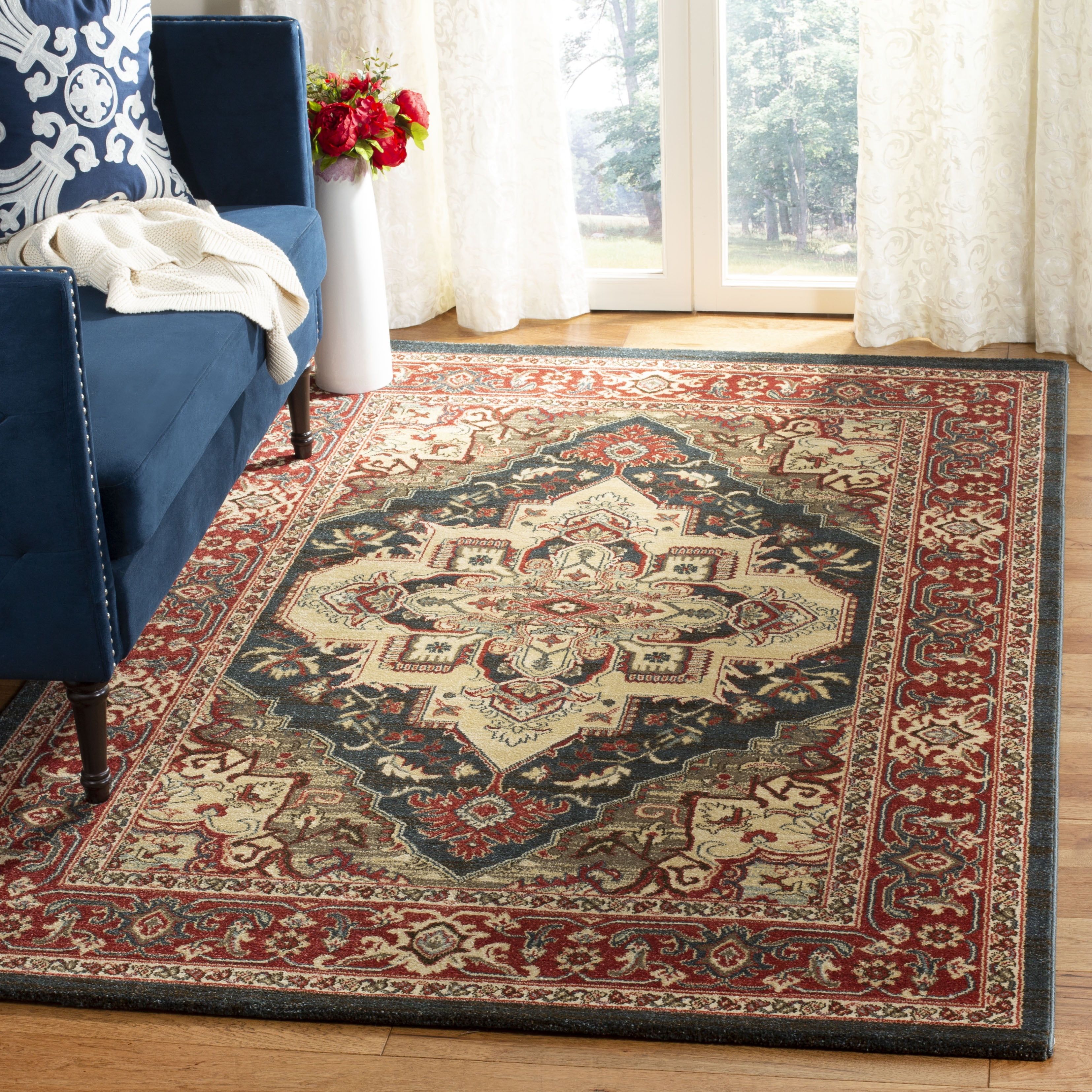 SAFAVIEH Mahal Garnet Oriental Area Rug, Navy/Red, 6'7" x 6'7" Square