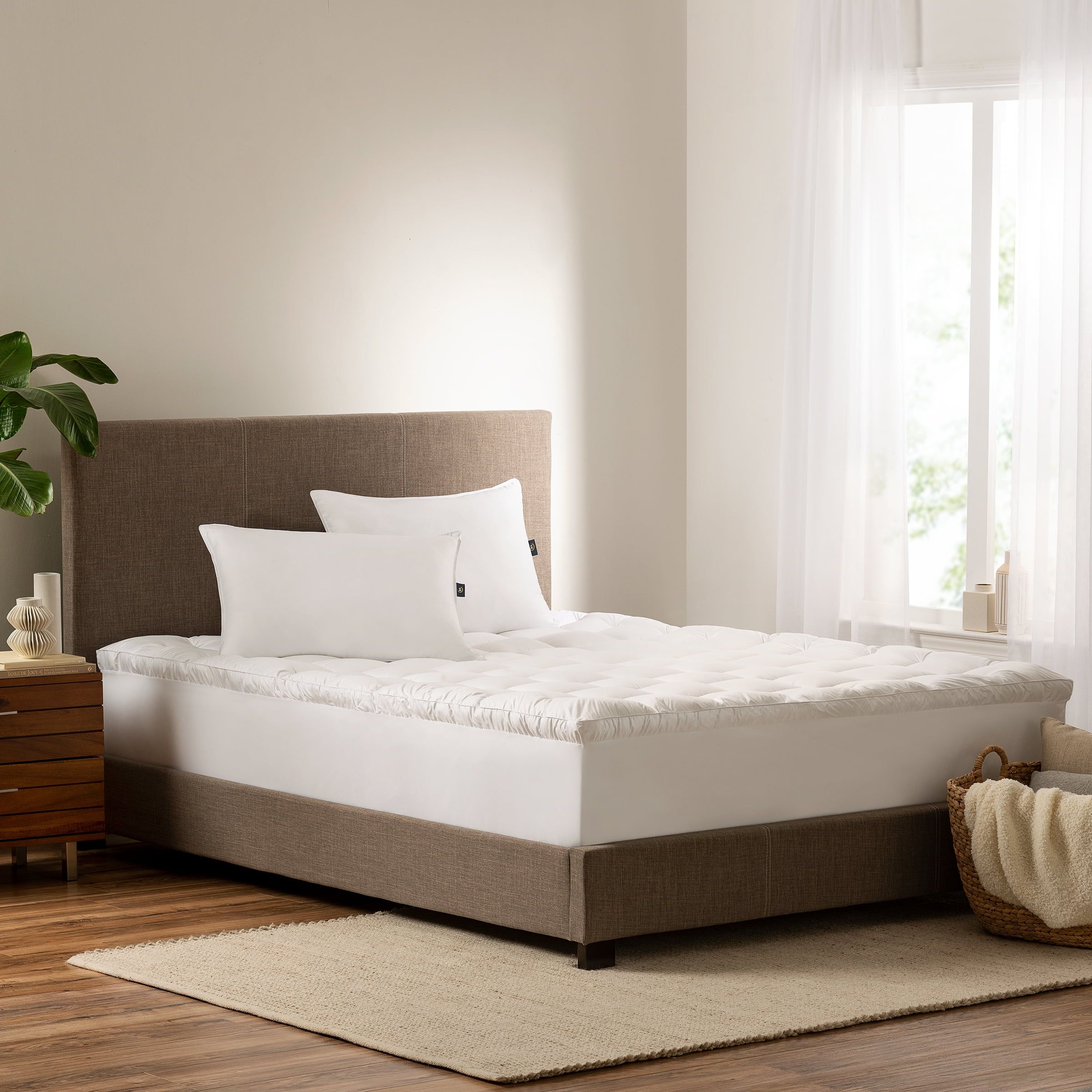 Twin White Down Alternative Pillowtop Mattress Topper