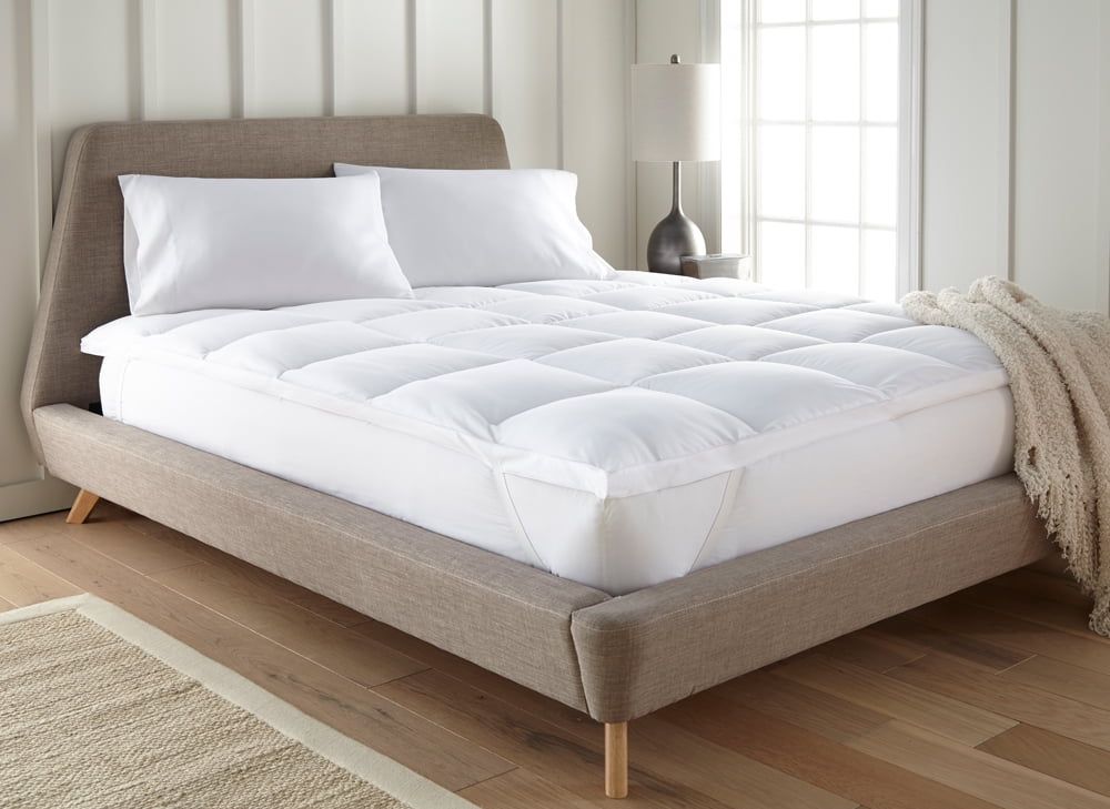 Super Soft White Down Alternative Queen Mattress Pad