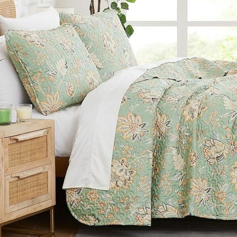 Jacobean Willow Green Floral Microfiber Full/Queen Quilt Set