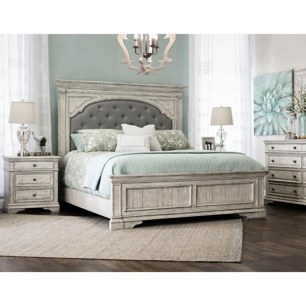 Highland Park King Bed with Tufted Upholstered Headboard in White Faux Leather