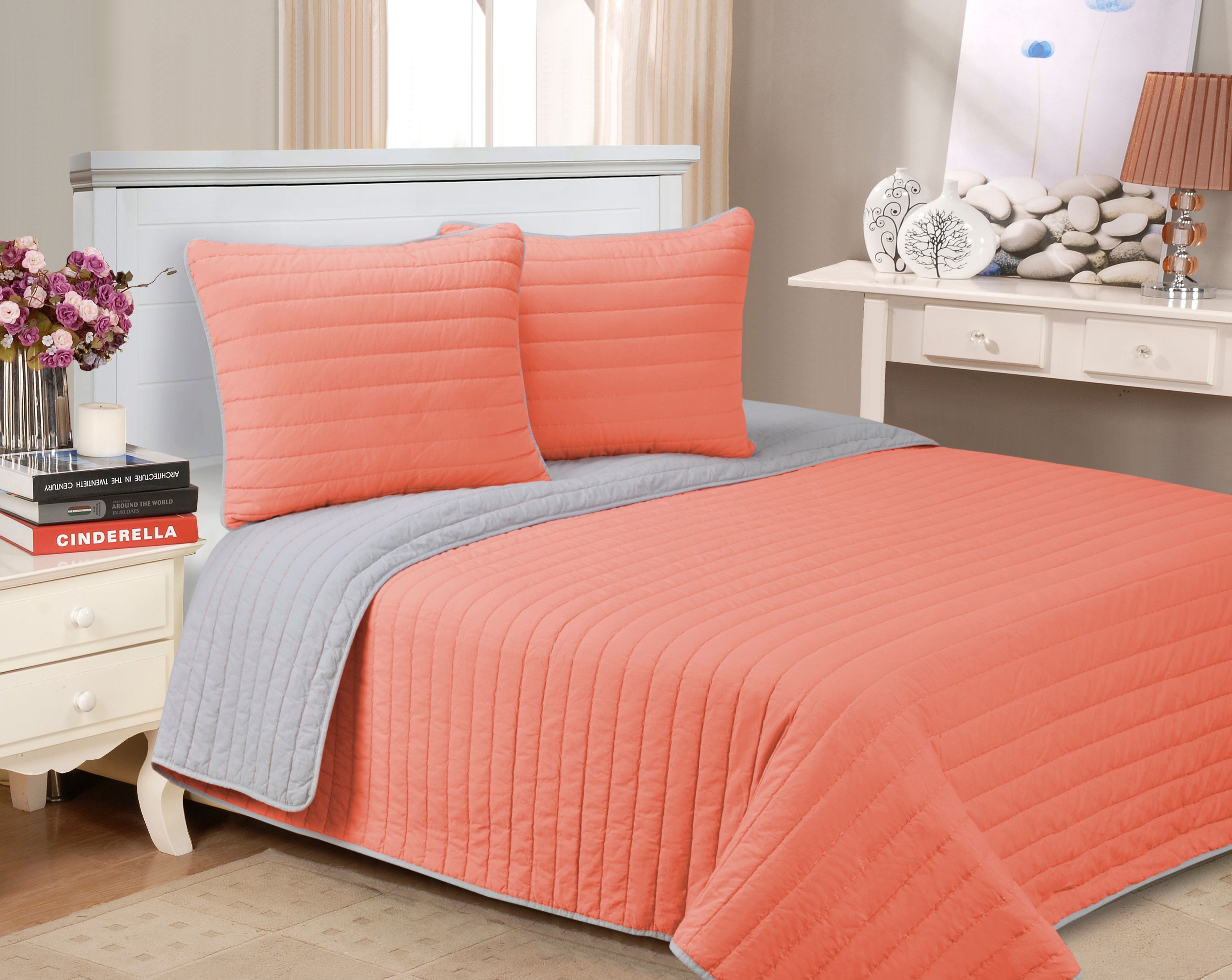 Twin Pink Cotton Reversible Quilt Set with Pillow Shams