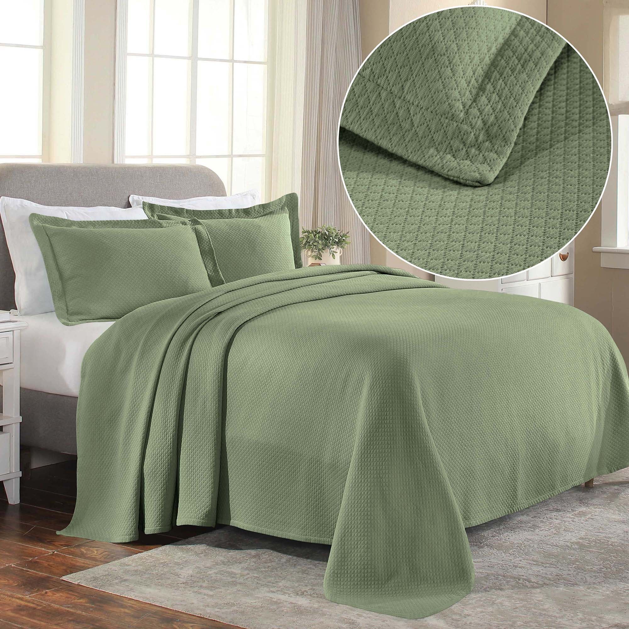 Sage Cotton King Bedspread Set with Reversible Lattice Design