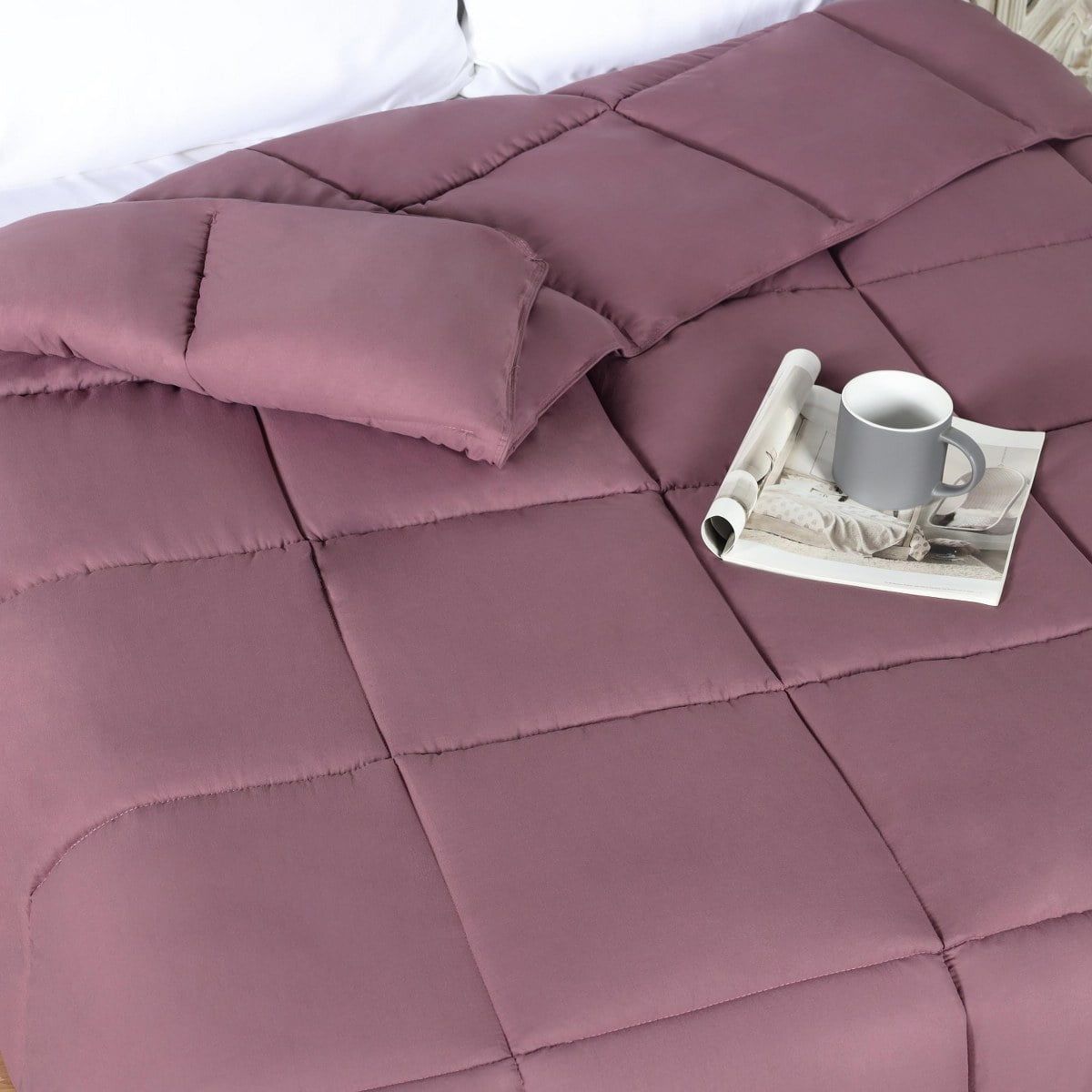 Queen Mauve Reversible Down Alternative Microfiber Comforter