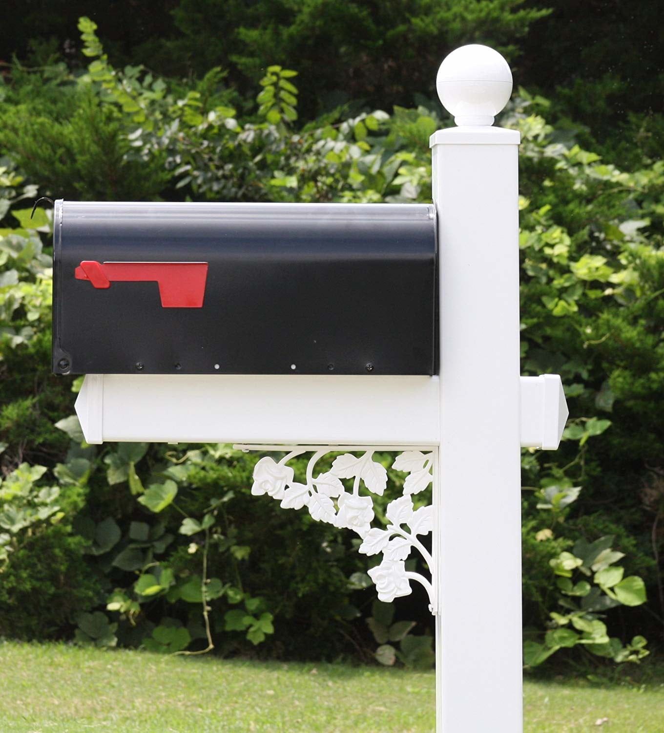 Roosevelt White Vinyl Post Mailbox with Black Steel Box