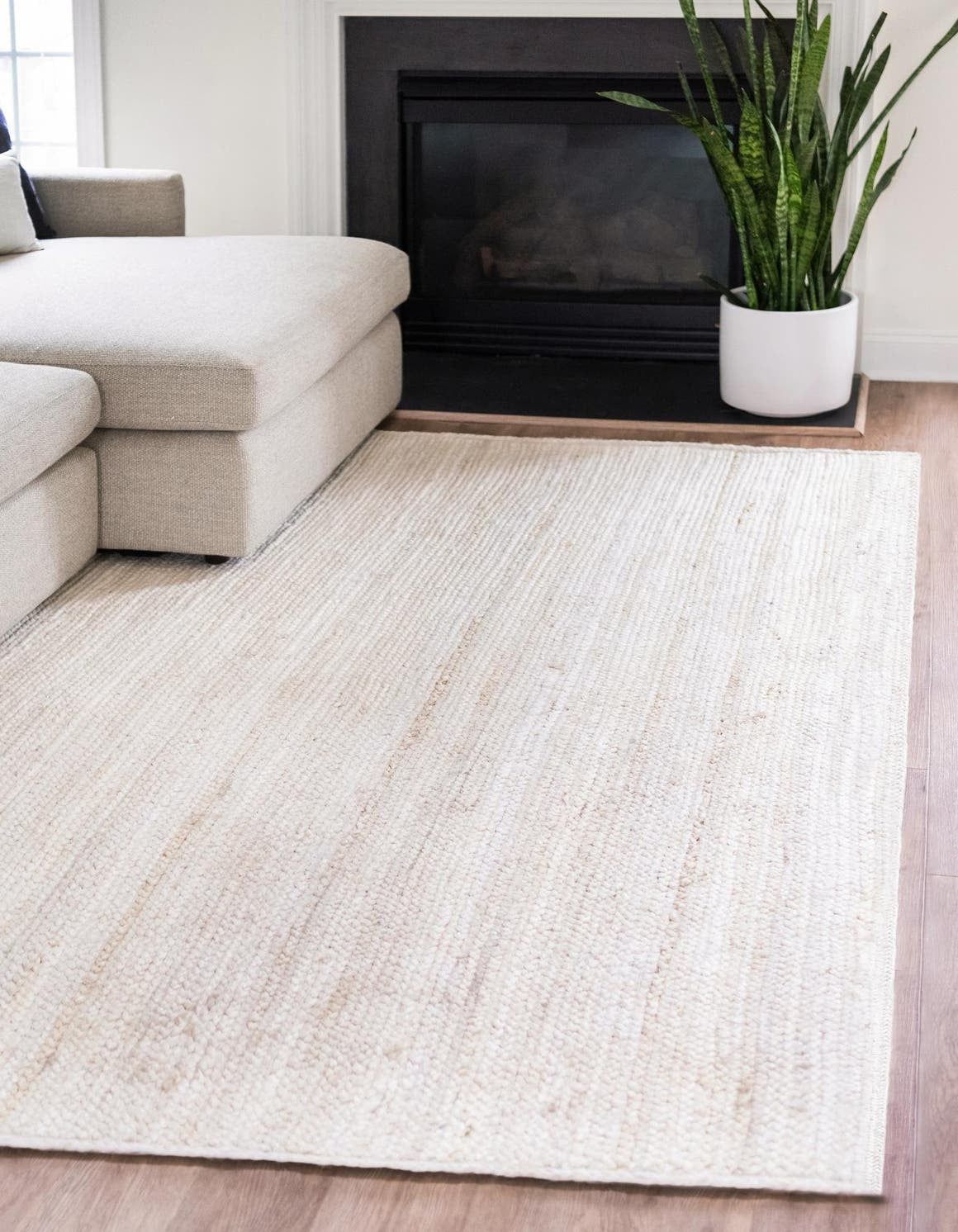 Handmade White Braided Jute Indoor Rug, Easy Care and Stain-resistant