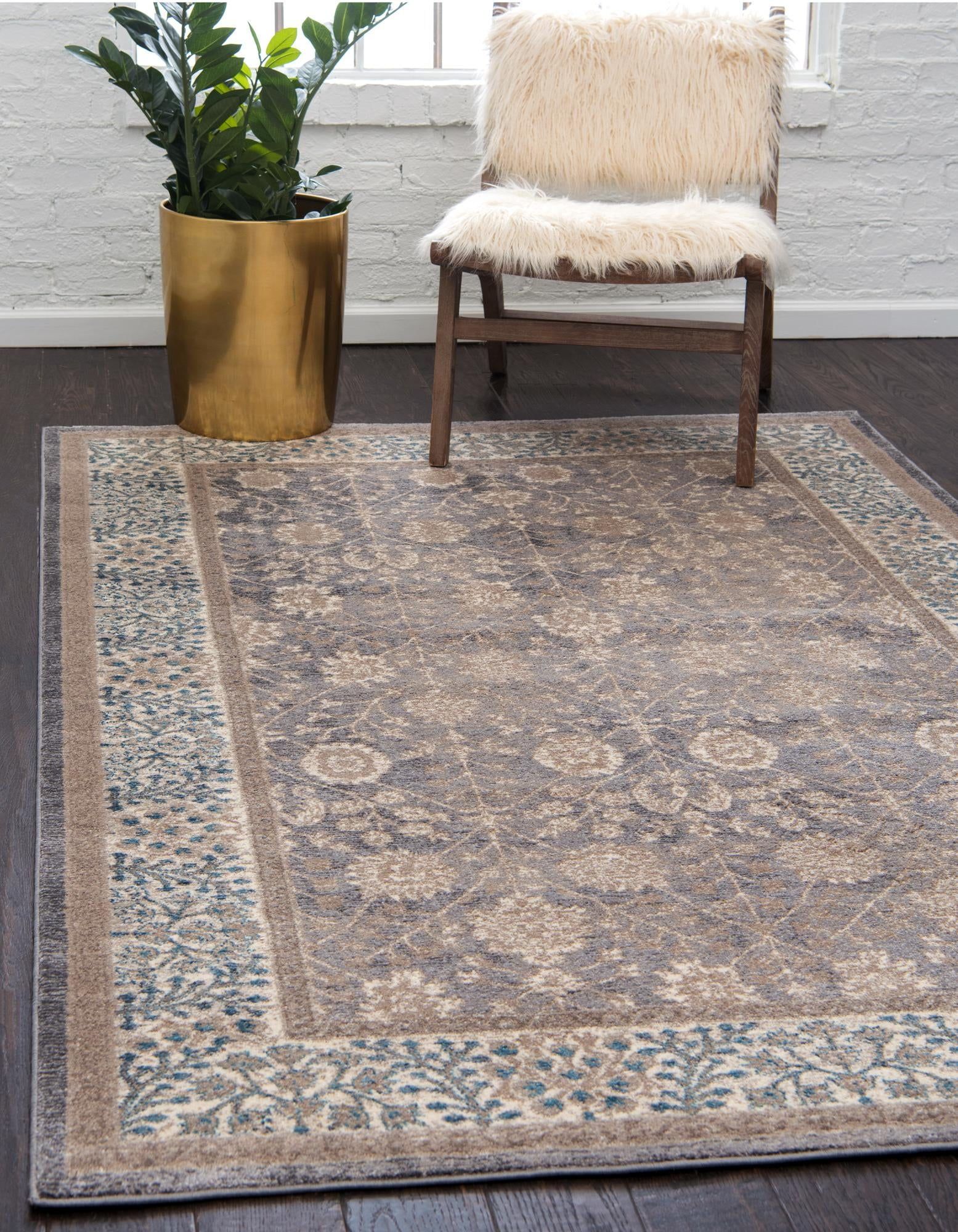 Gray Floral Synthetic Easy Care Stain-Resistant 7' x 10' Rug