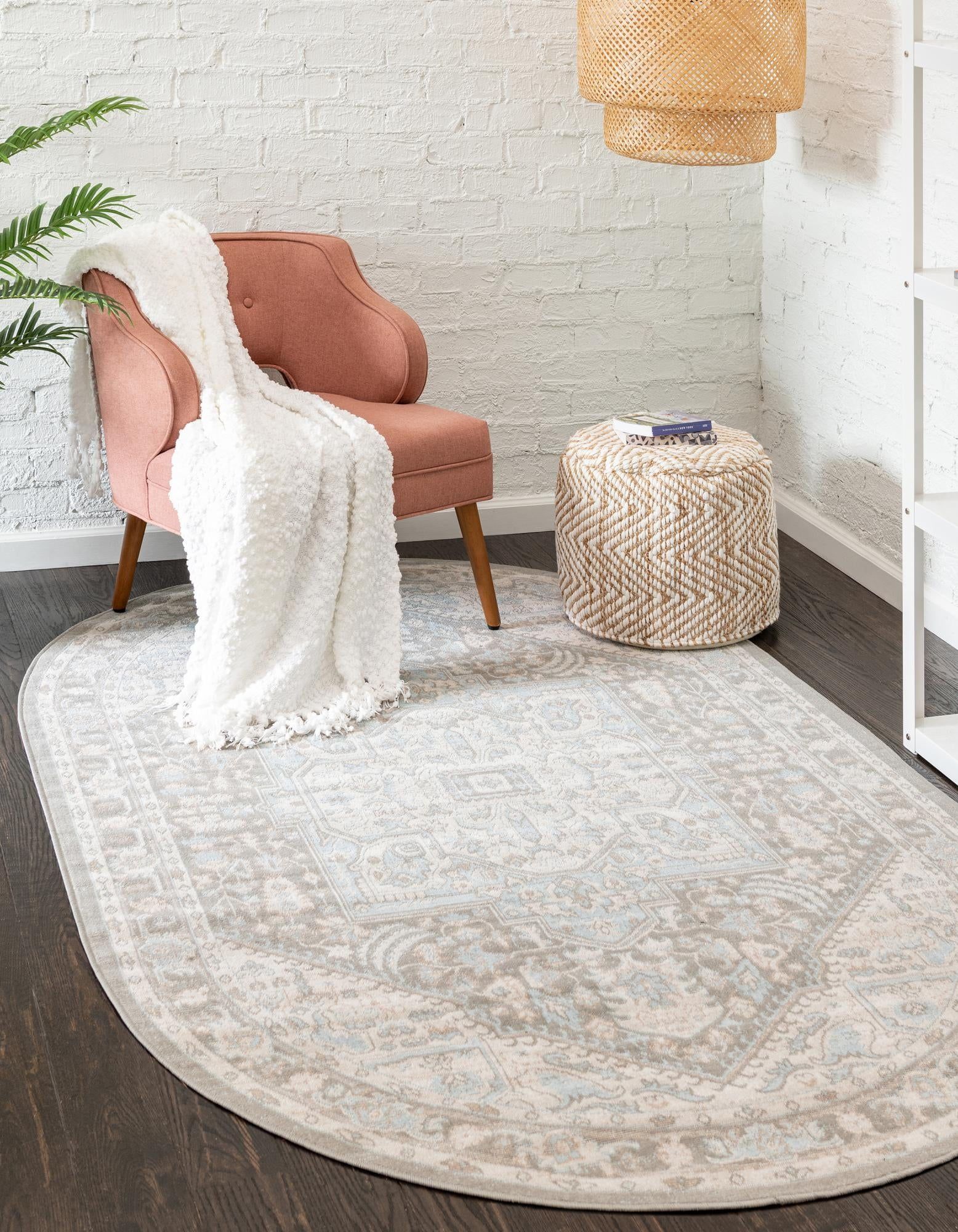 Serene Cottage Cloud Gray Oval Medallion Synthetic Rug