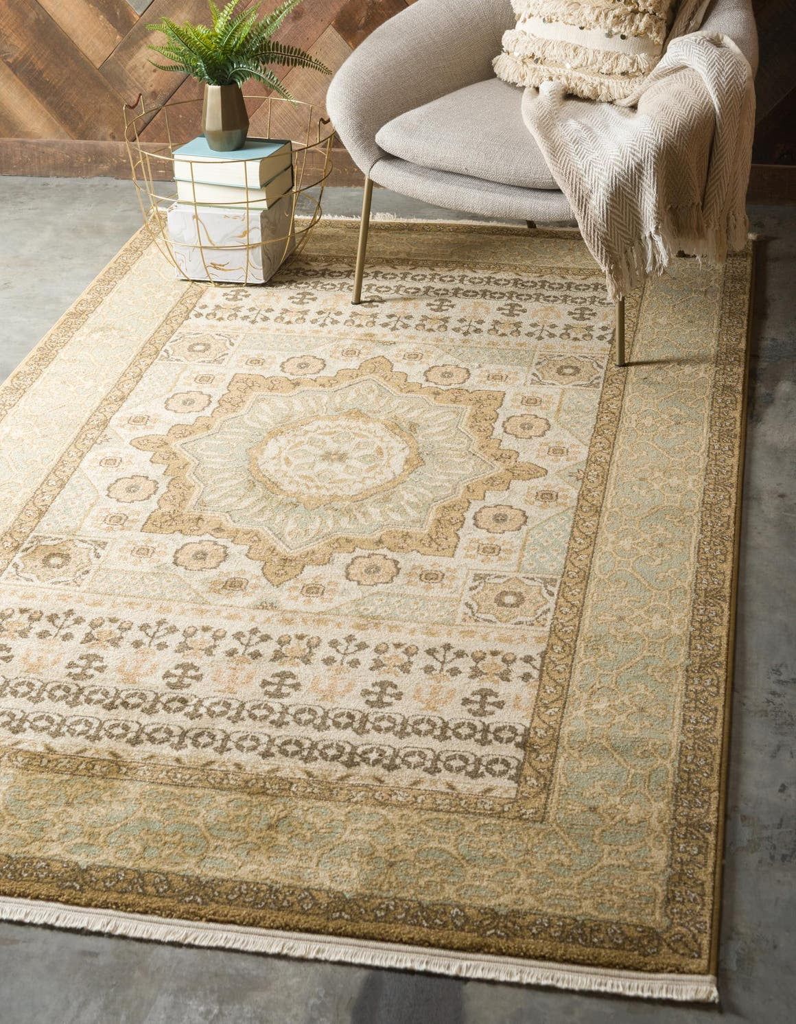 Elegant Cream 9' x 12' Synthetic Rectangular Area Rug