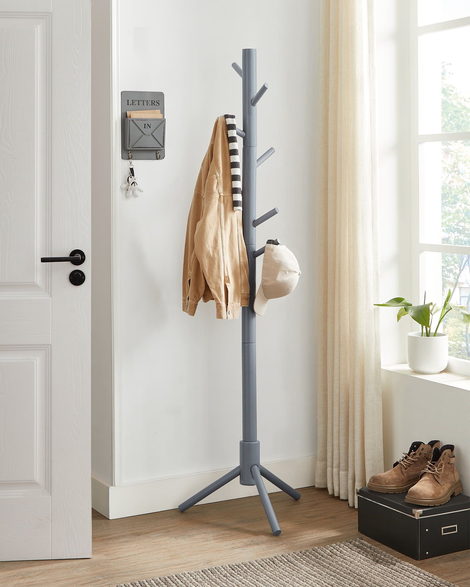 Gray Solid Wood Tree-Shaped Coat Rack with 8 Hooks