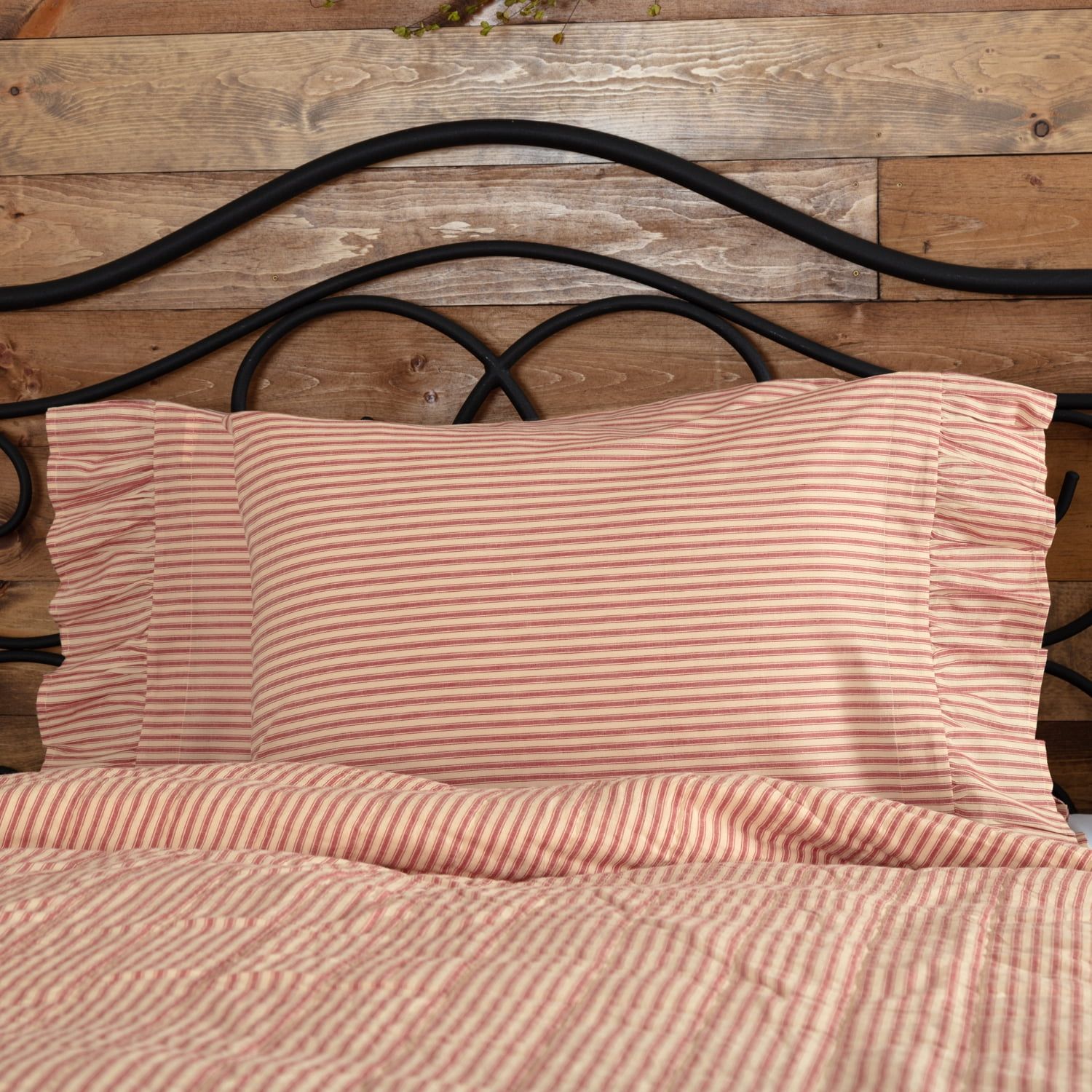 Sawyer Mill Red and Tan Cotton Striped Standard Pillowcase Set