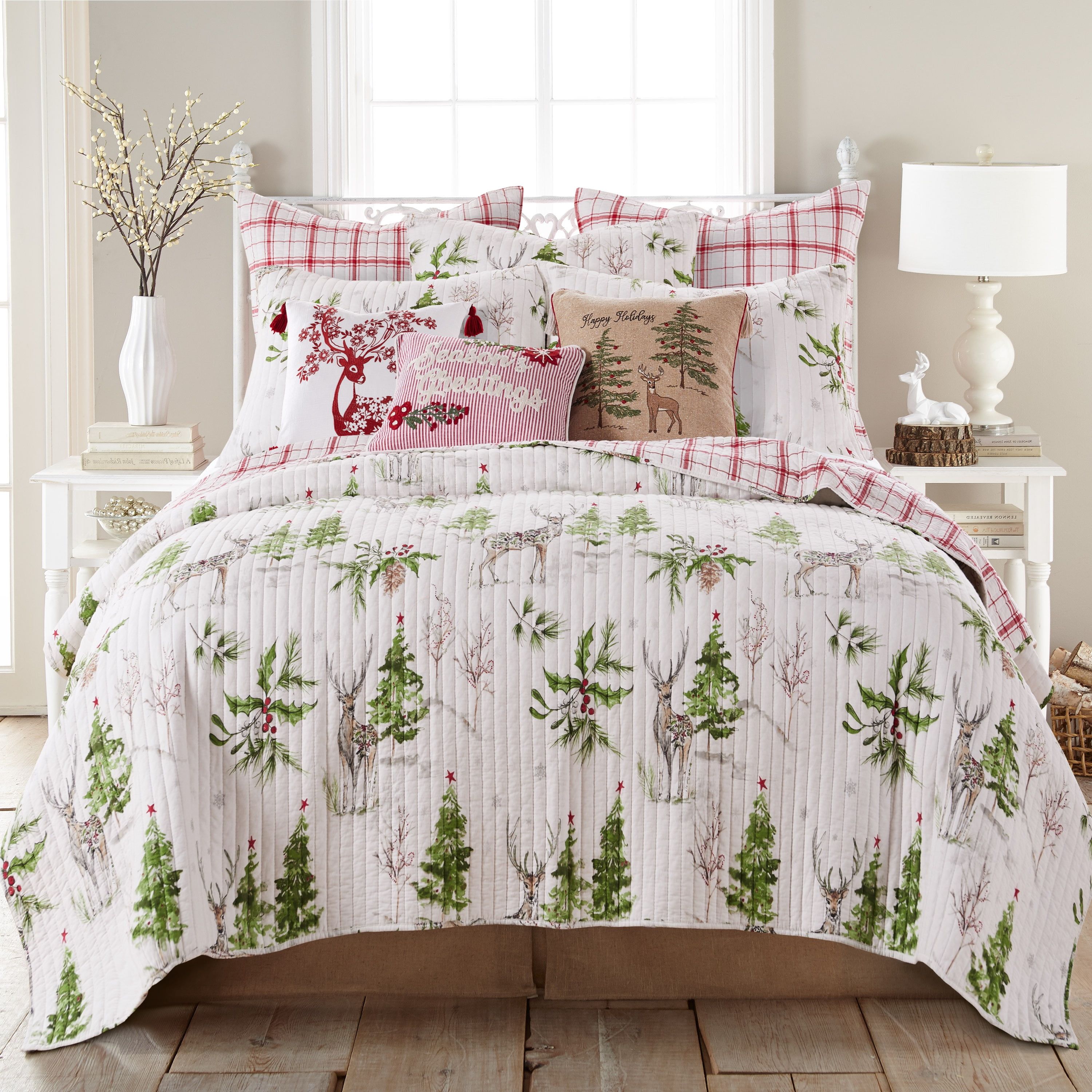 Villa Lugano Reversible Twin Christmas Quilt Set