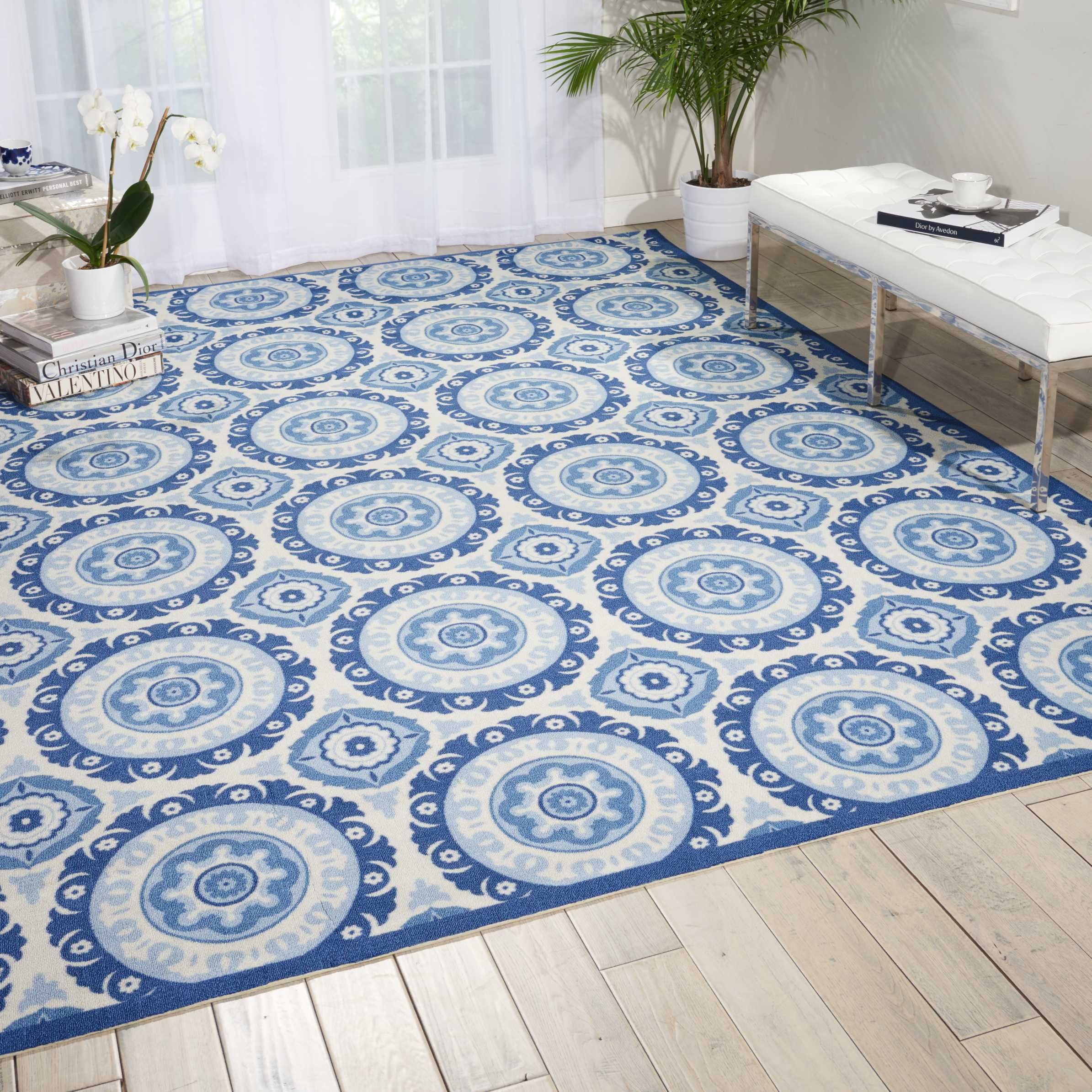 Navy Medallion Synthetic Indoor/Outdoor Area Rug 7'9" x 10'10"