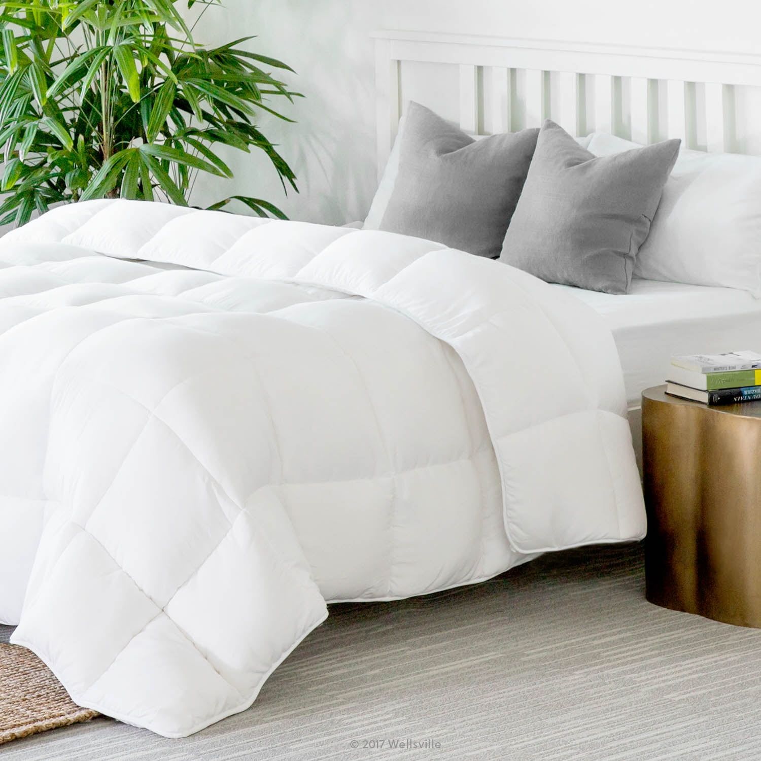 Oversized Queen White Microfiber Quilted Down Alternative Comforter