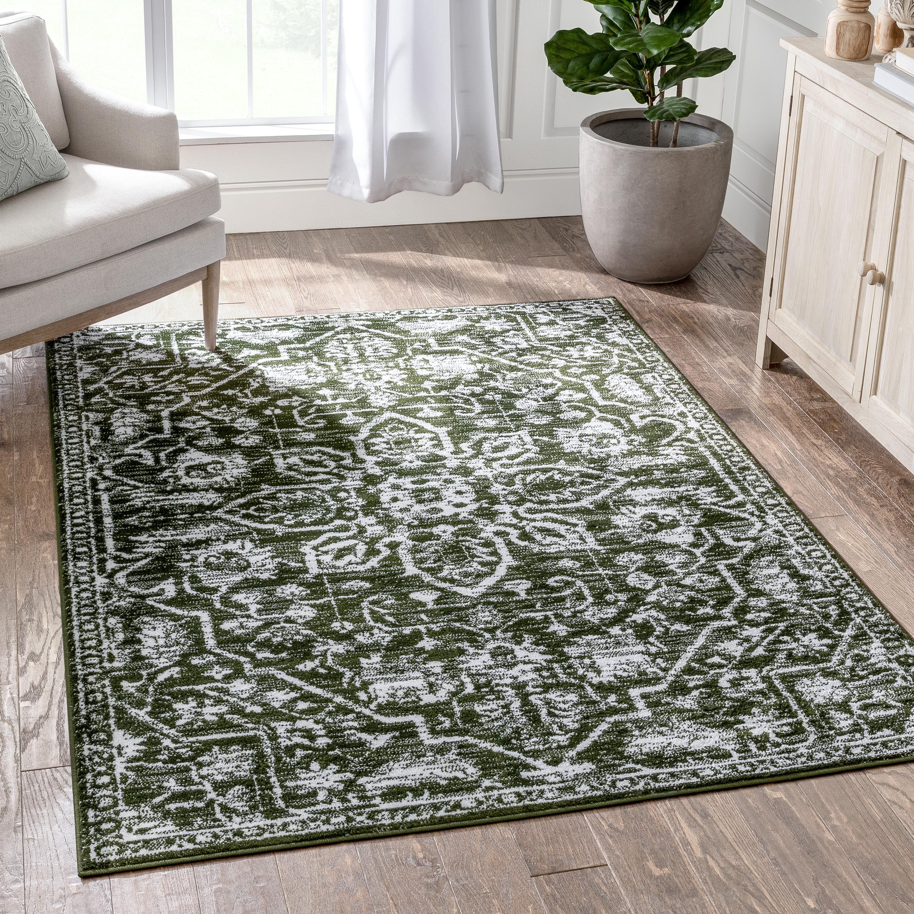 Lush Vintage Floral Green Synthetic 5' x 7' Reversible Area Rug