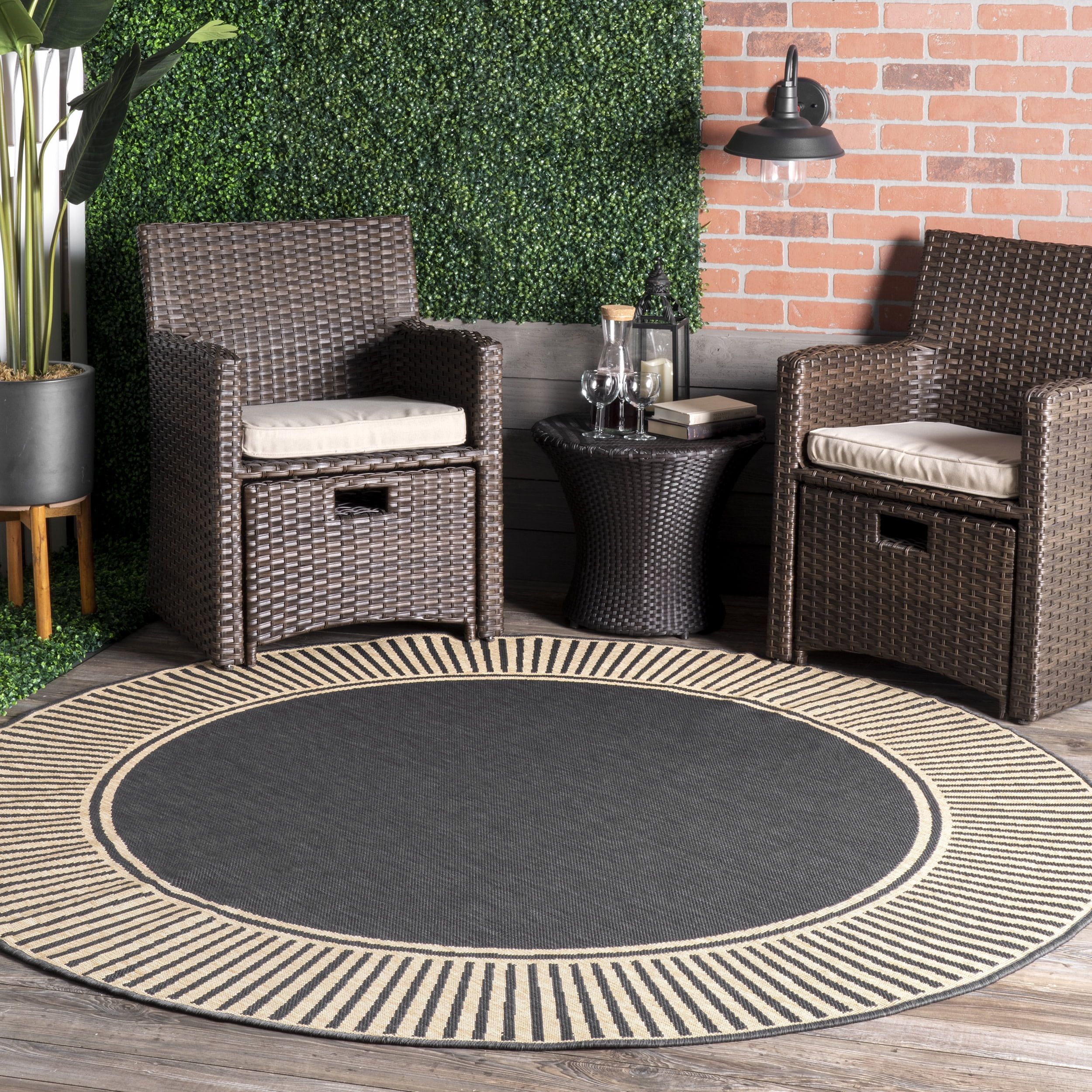 Casual Elegance Dark Gray Striped Synthetic Round Rug, 6' 7"