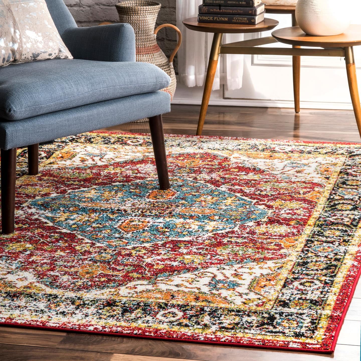 Reversible Multicolor Medallion 2' x 3' Synthetic Accent Rug