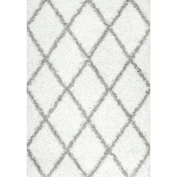 White and Gray Geometric Shag Area Rug, 6' 7" x 9', Synthetic