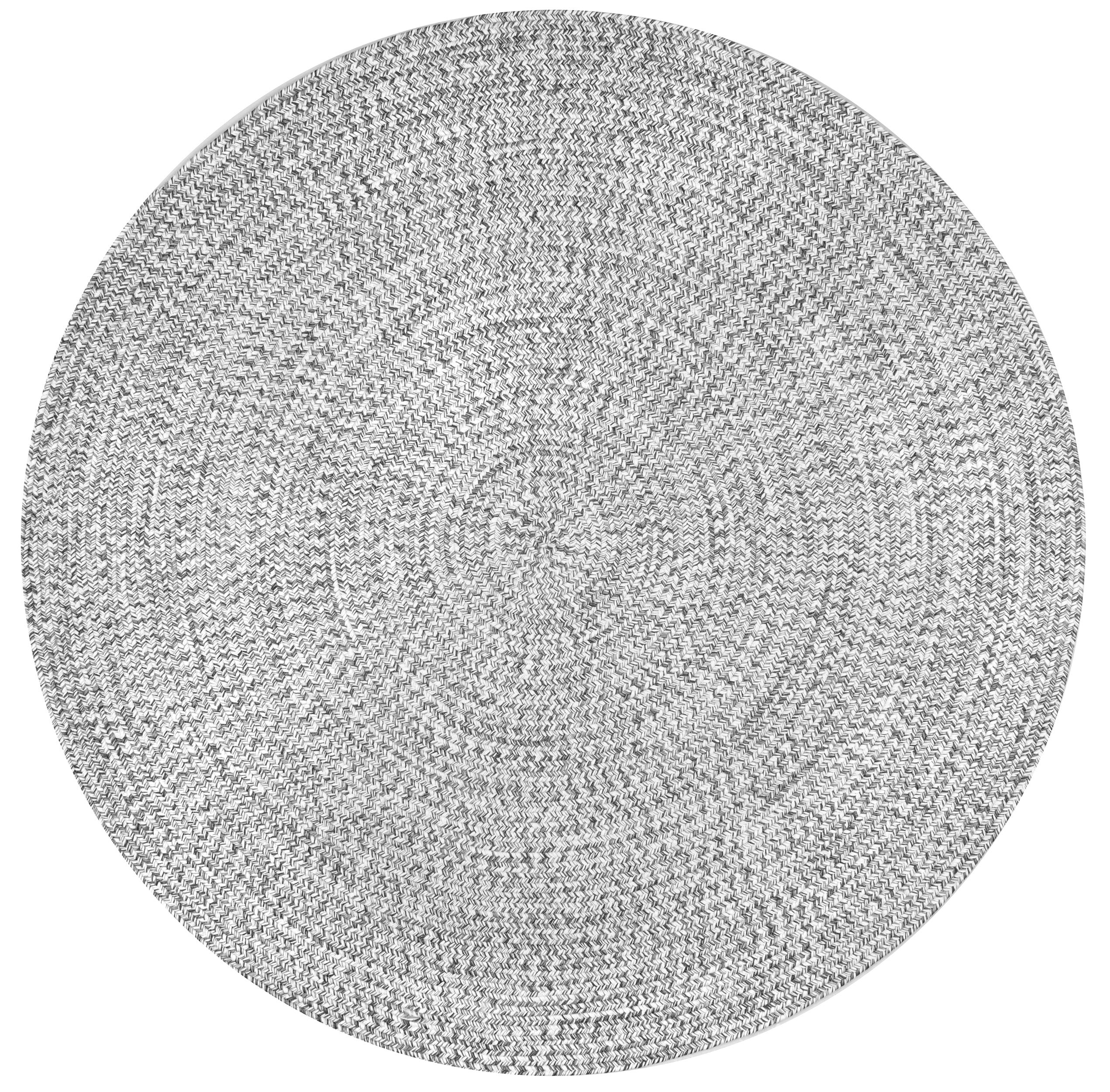 Classic Braided 6' Round Synthetic Rug in Salt and Pepper