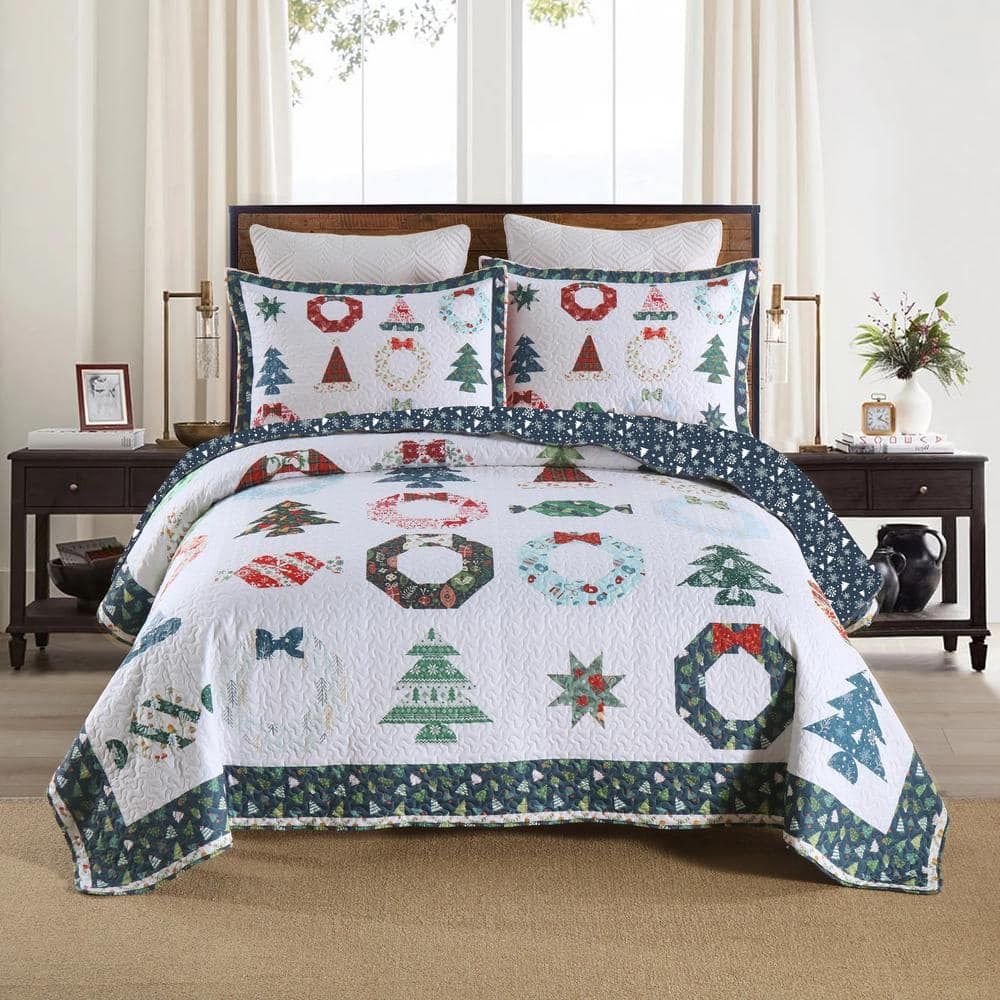 Blue Reversible Queen Christmas Quilt Bedspread Set