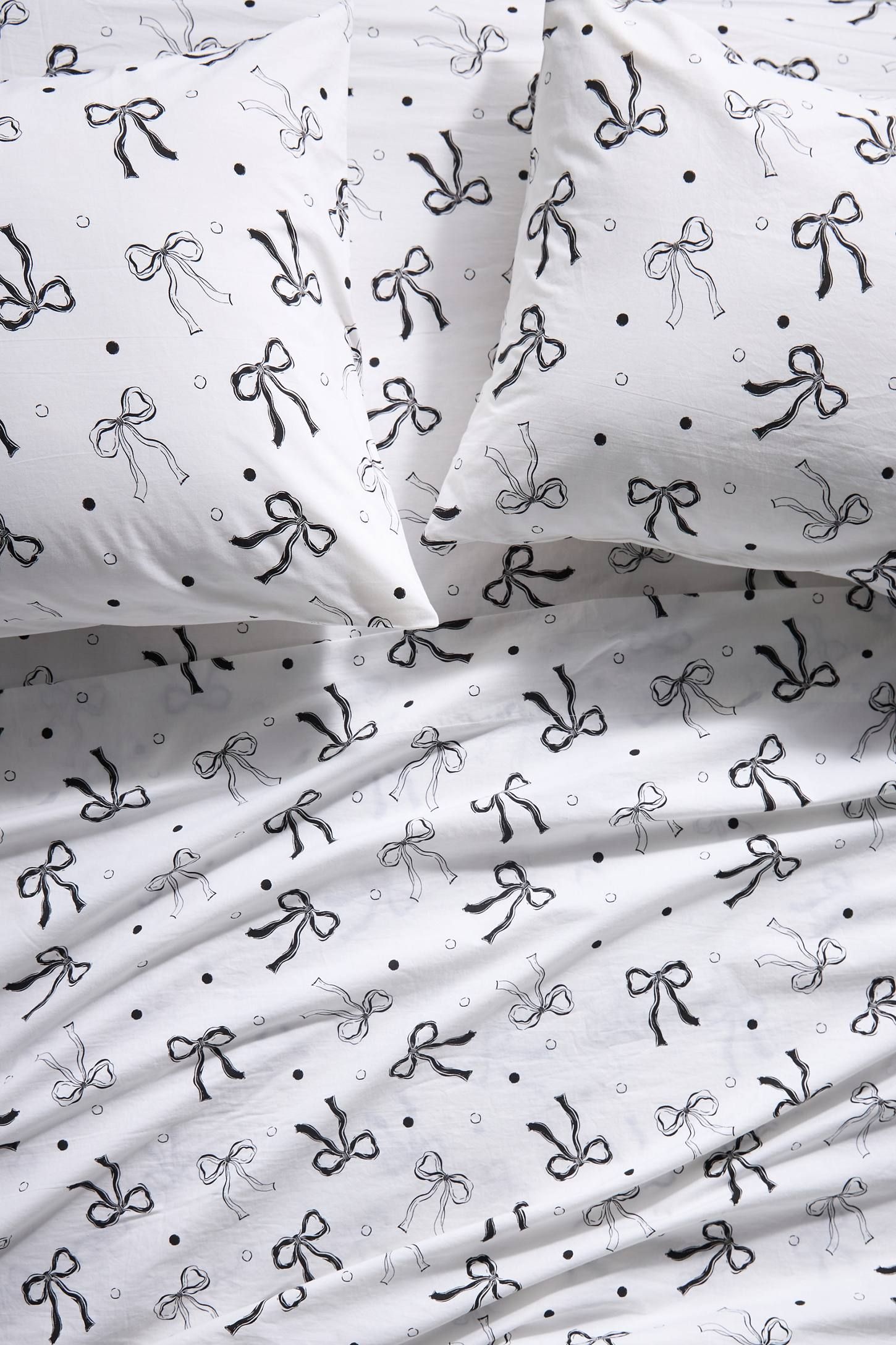 White Organic Cotton Percale Sheet Set with Bow Print