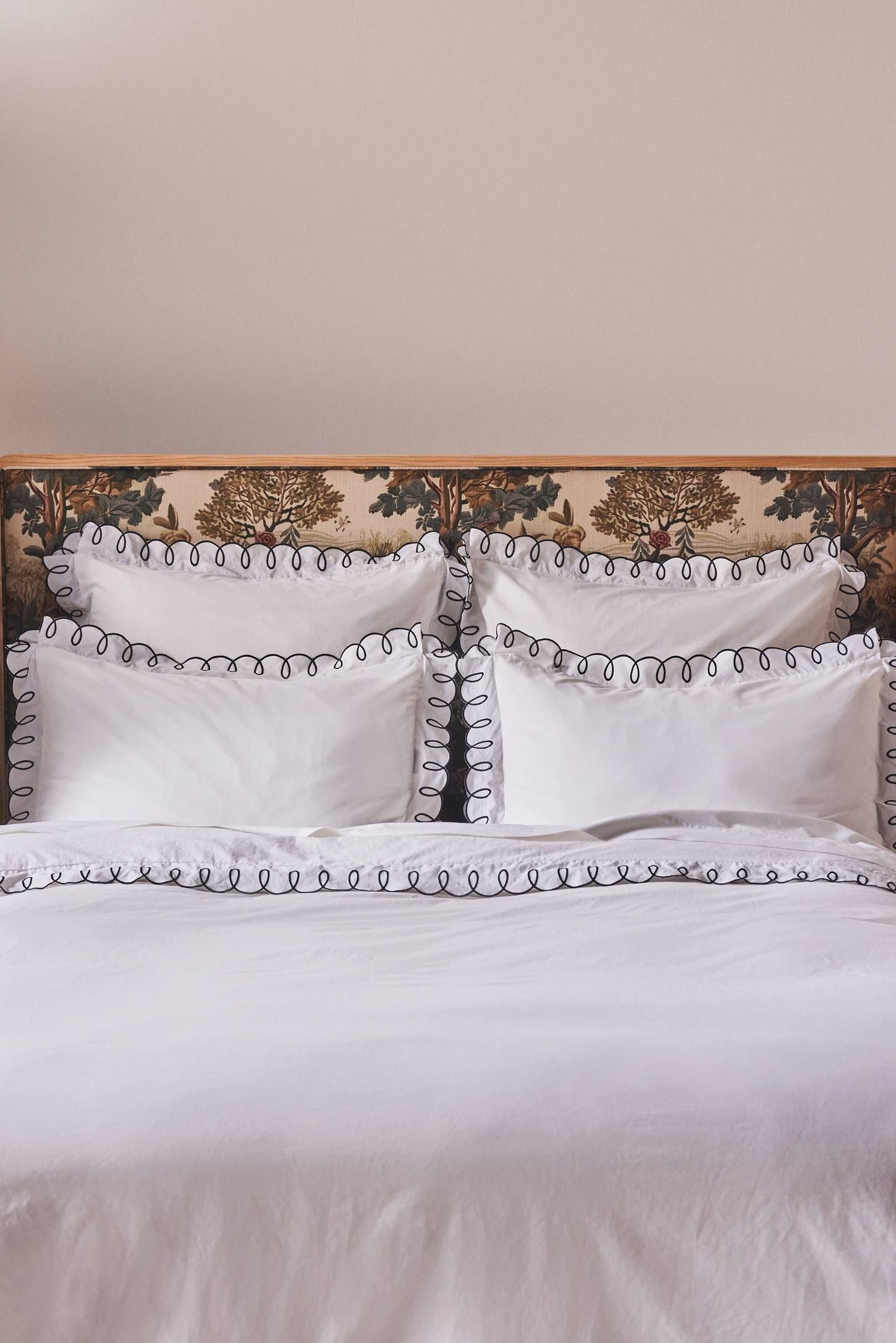 White Organic Cotton Duvet Cover with Red Embroidered Trim