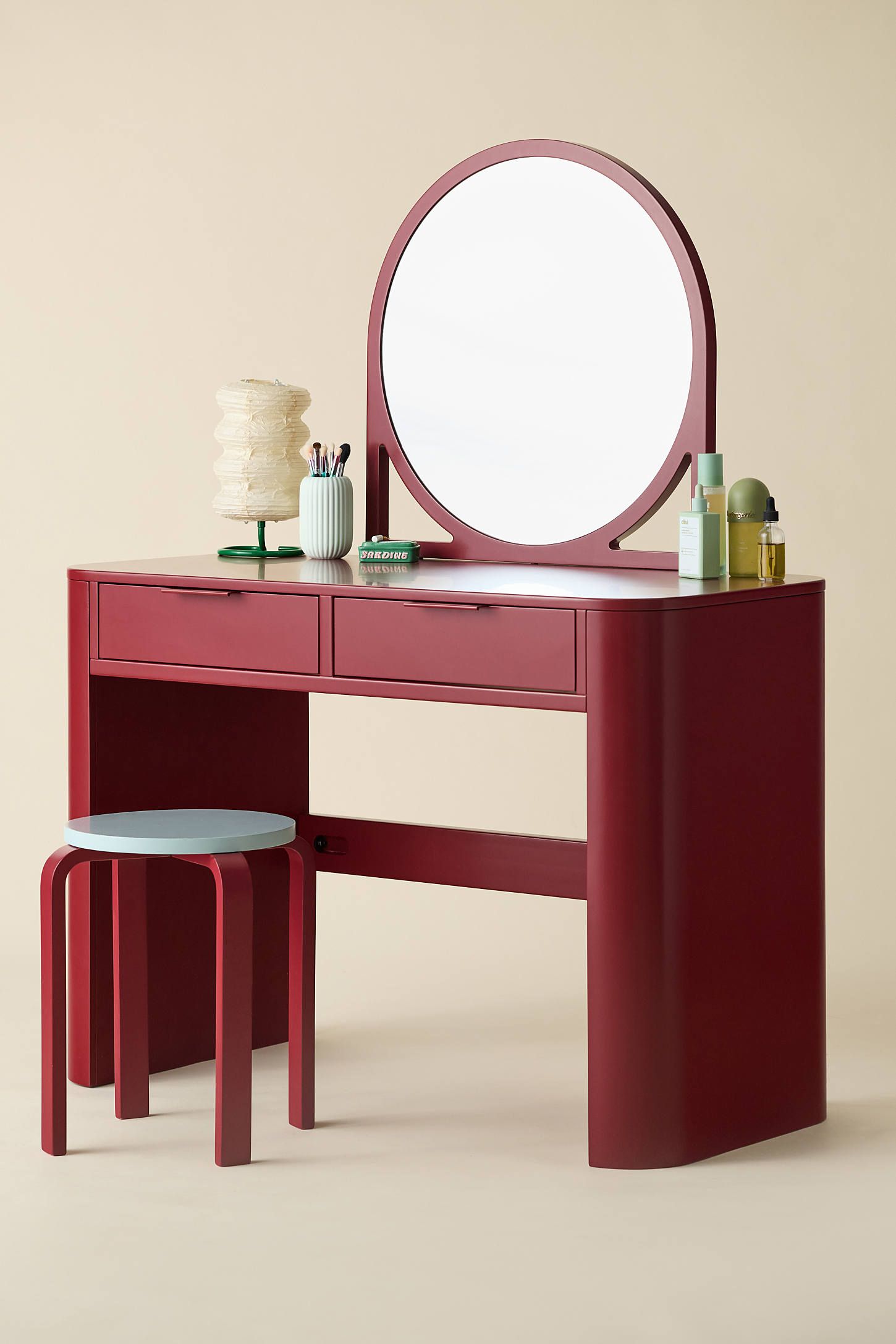 Maroon Poplar Wood Modern Vanity with Circular Mirror