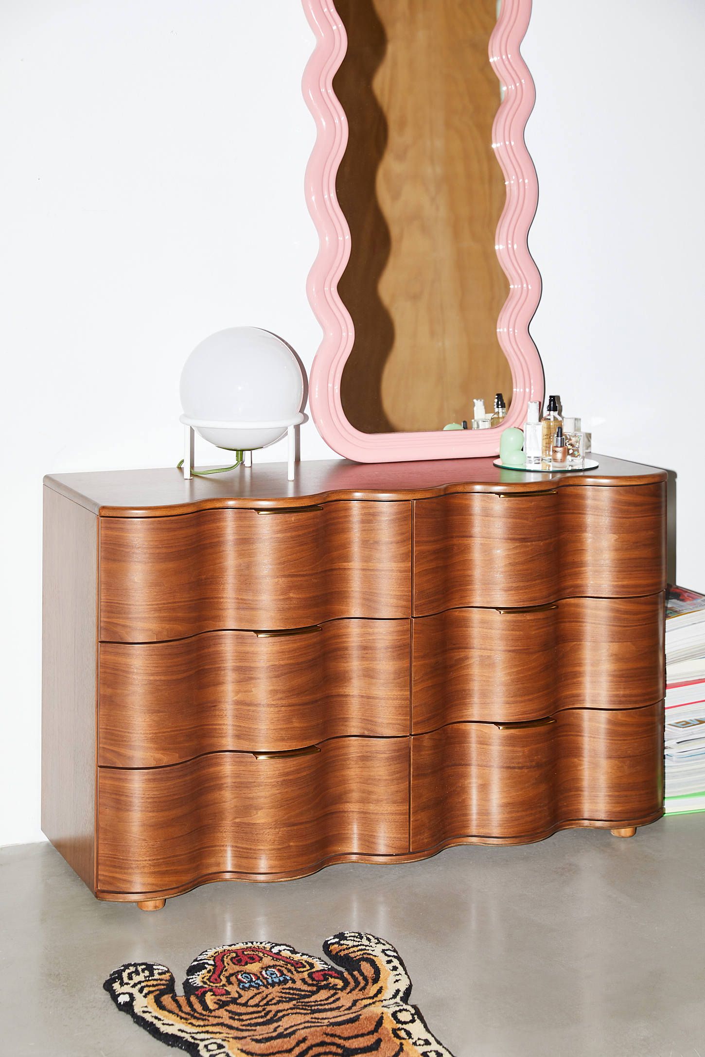 Aria Brown Rubberwood 6-Drawer Squiggle Dresser