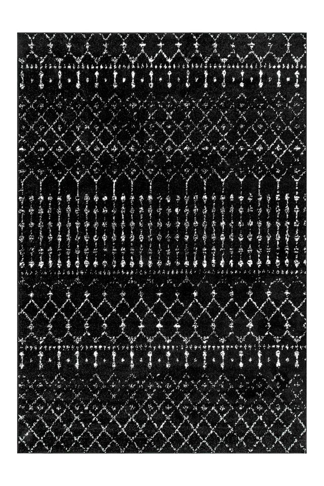 Black and White Synthetic Rectangular 5' x 7' Area Rug